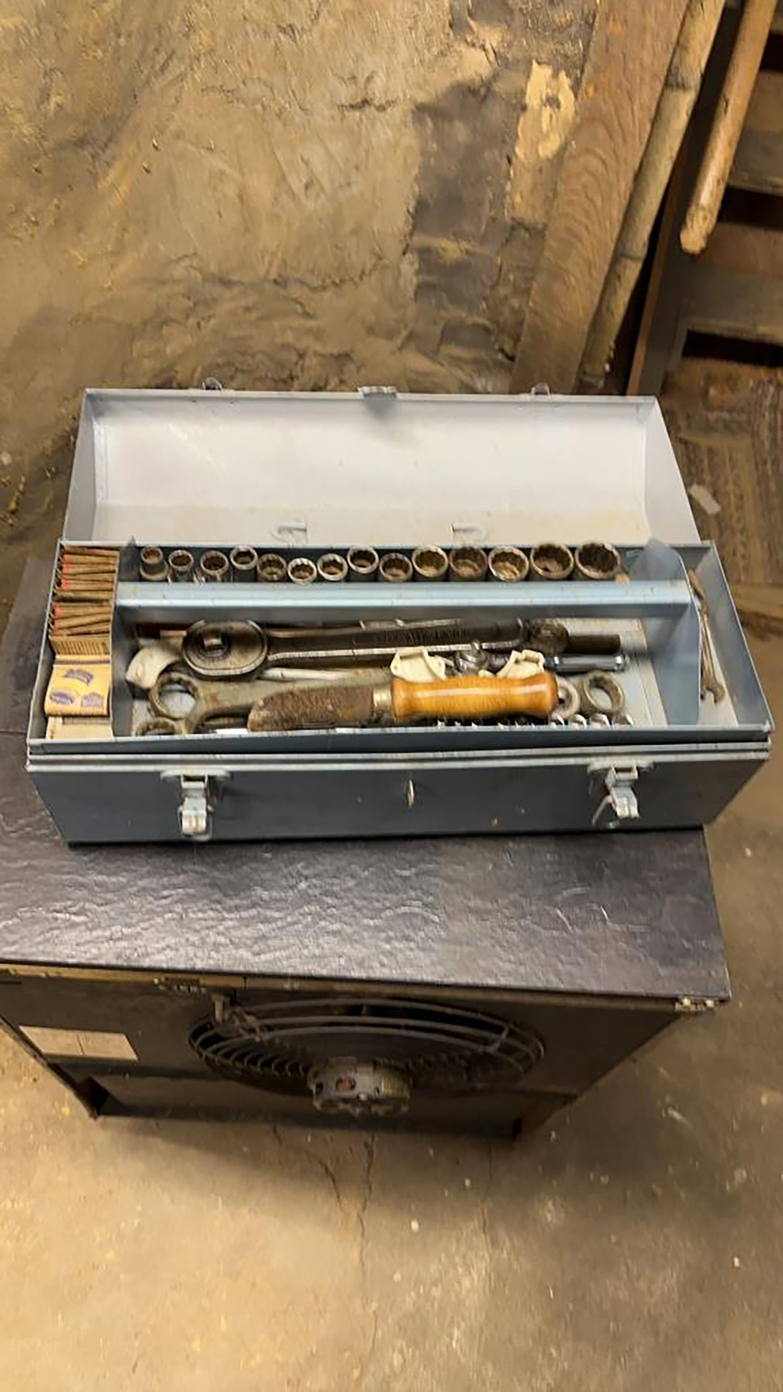 Property photo 85 - TIMED ONLINE ONLY PERSONAL PROPERTY AUCTION IN KOSCIUSKO COUNTY, INDIANA