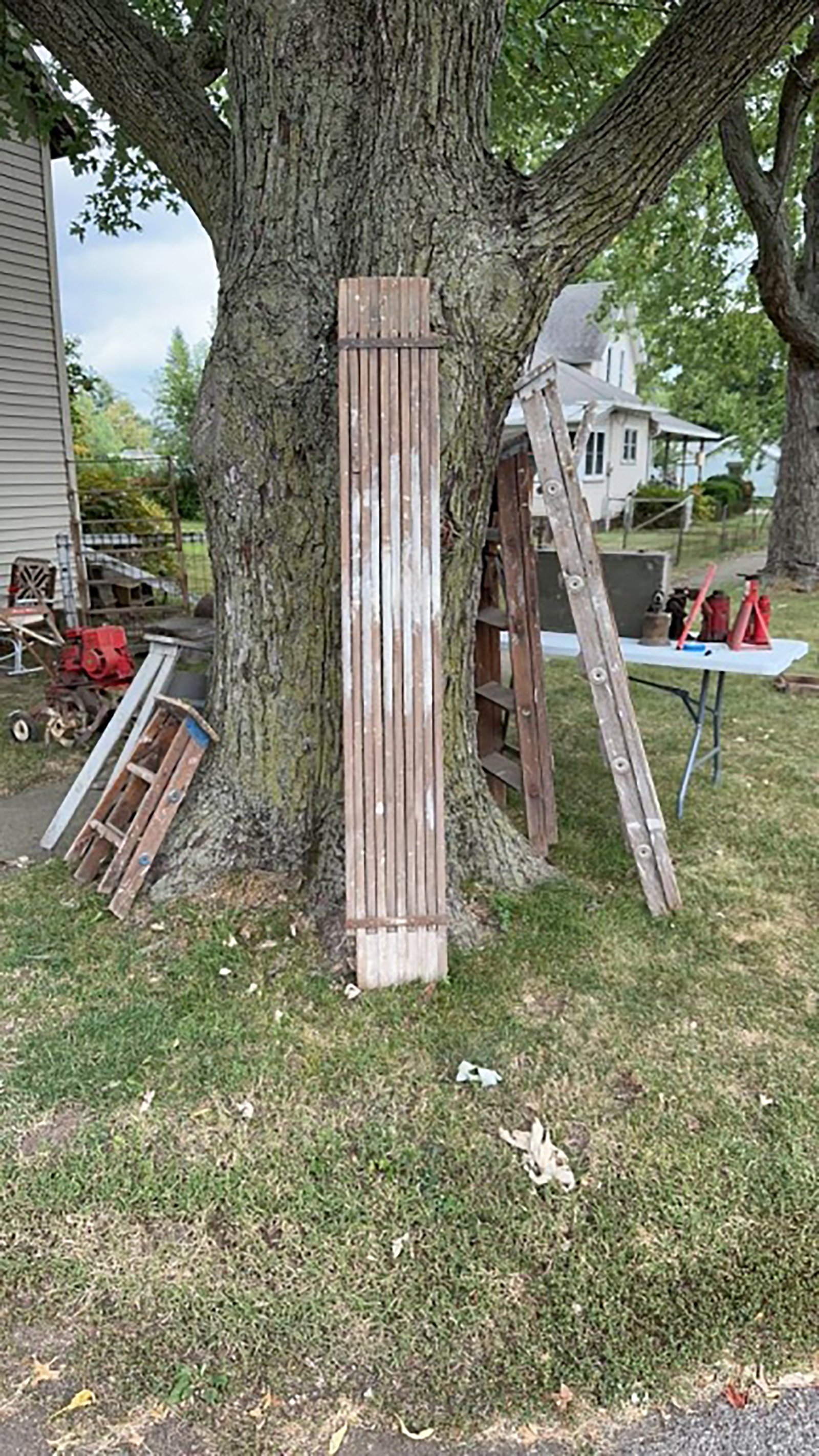 Property photo 128 - TIMED ONLINE ONLY PERSONAL PROPERTY AUCTION IN KOSCIUSKO COUNTY, INDIANA