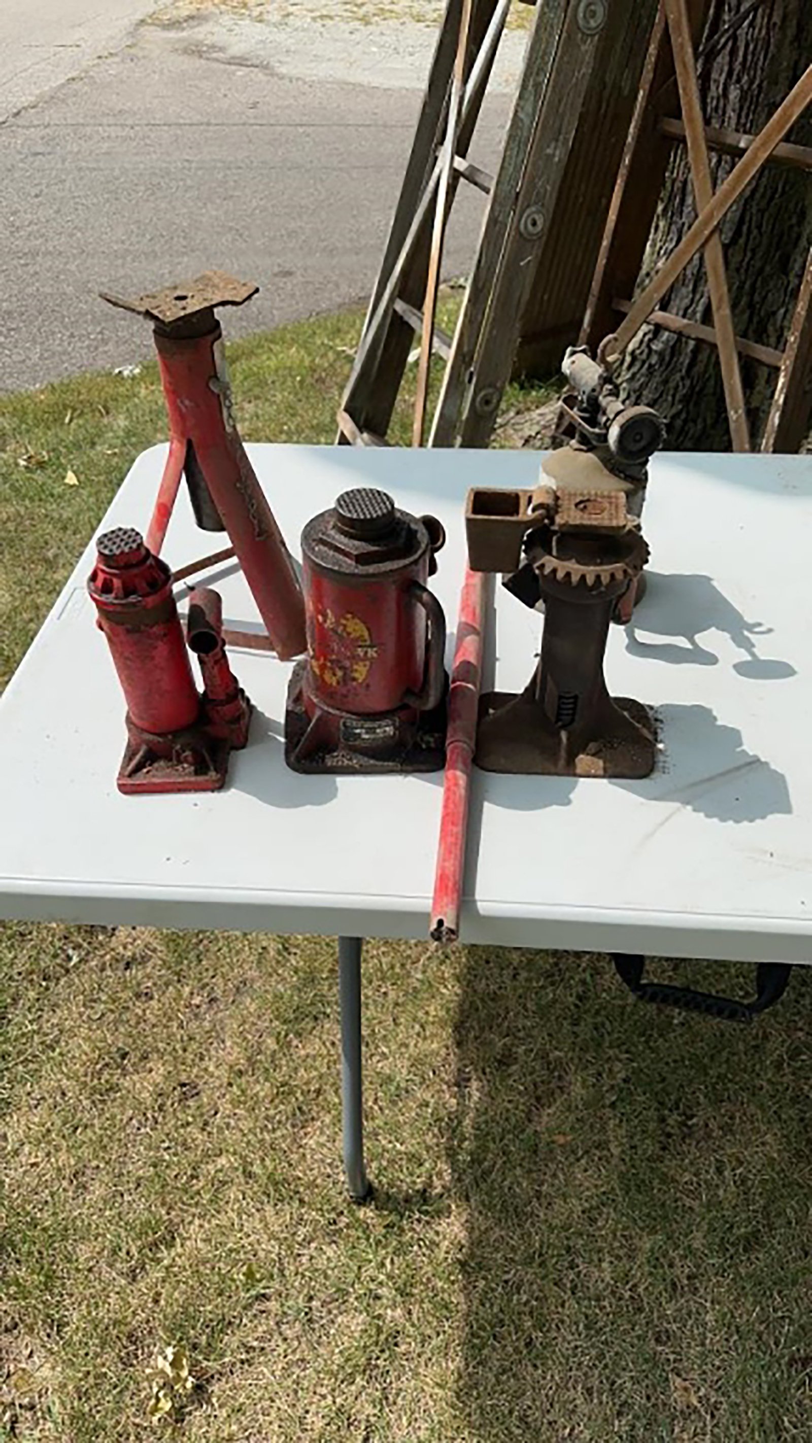 Property photo 130 - TIMED ONLINE ONLY PERSONAL PROPERTY AUCTION IN KOSCIUSKO COUNTY, INDIANA