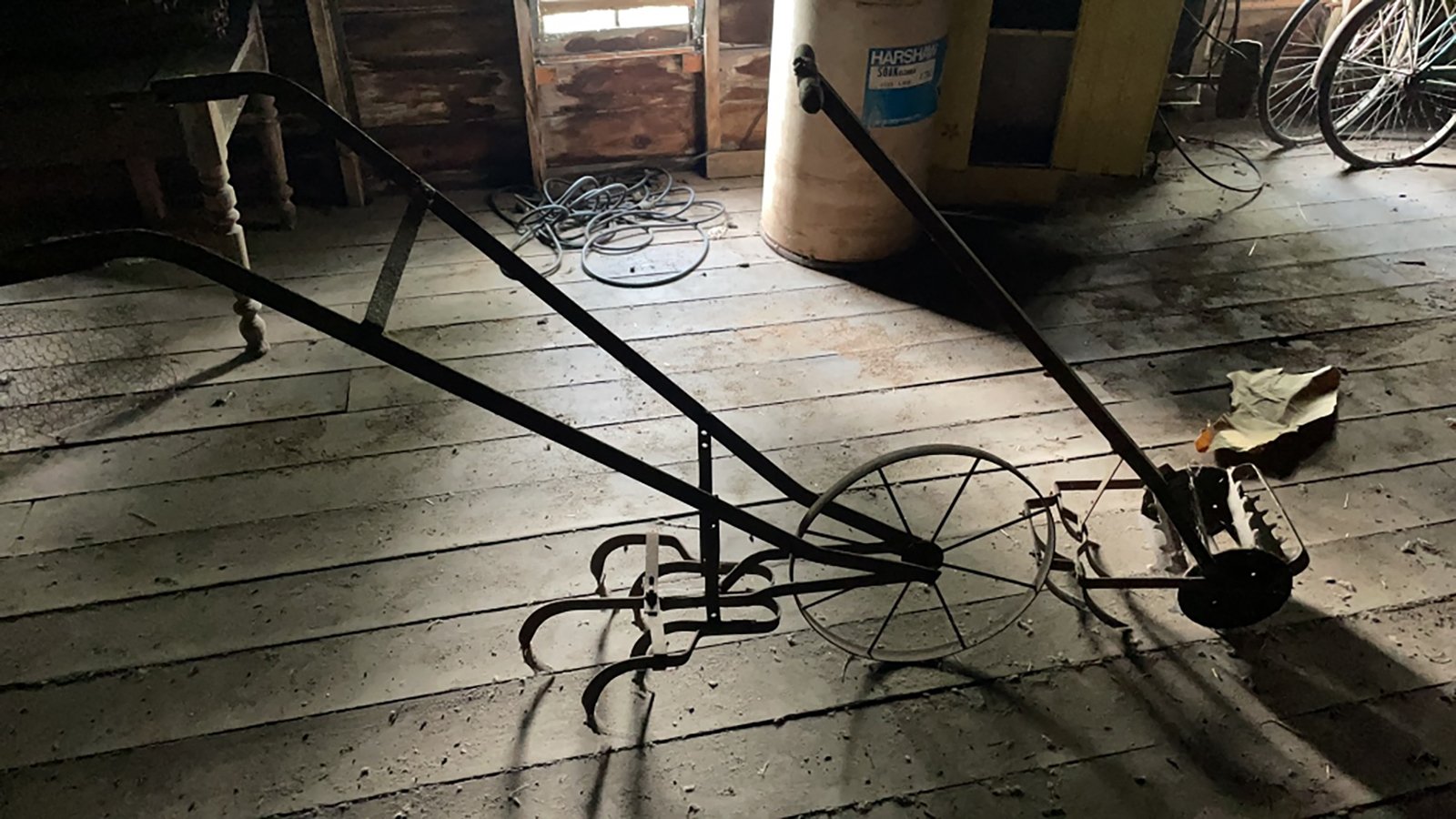 Property photo 155 - TIMED ONLINE ONLY PERSONAL PROPERTY AUCTION IN KOSCIUSKO COUNTY, INDIANA