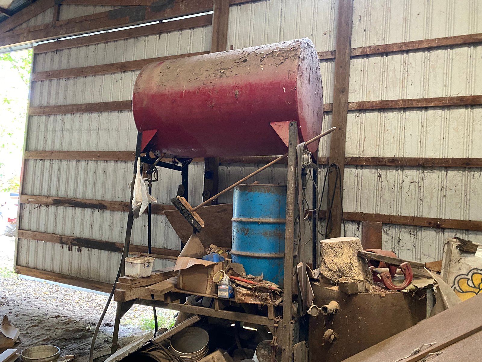 Property photo 8 - TIMED ONLINE ONLY PERSONAL PROPERTY AUCTION IN LAGRANGE COUNTY, INDIANA