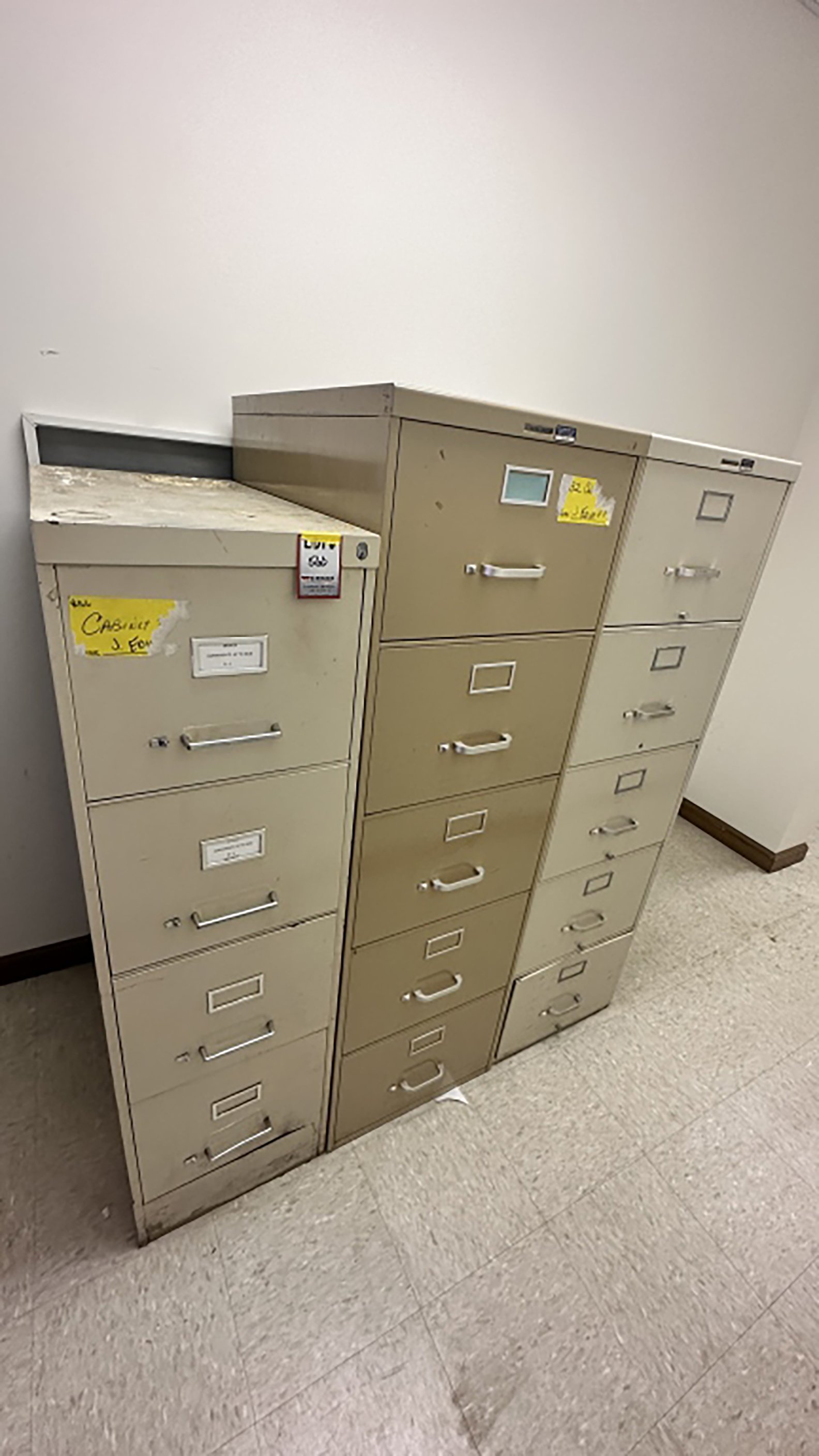 Property photo 155 - MEYER TRUCKING BUSINESS LIQUIDATION TIMED ONLINE ONLY AUCTION IN NEW HAVEN, IN