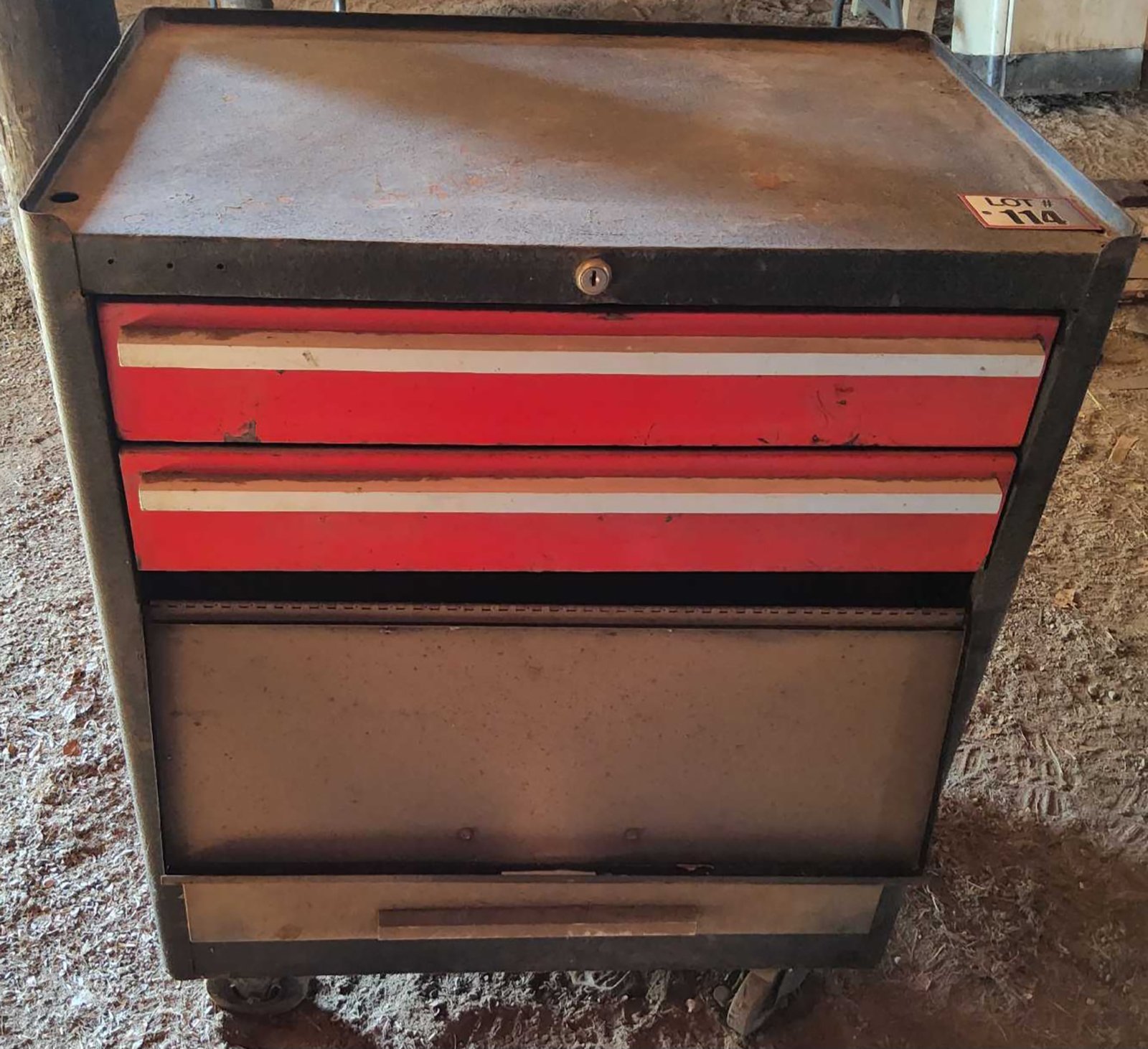Property photo 9 - TIMED ONLINE ONLY PERSONAL PROPERTY AUCTION IN WHITLEY COUNTY, INDIANA