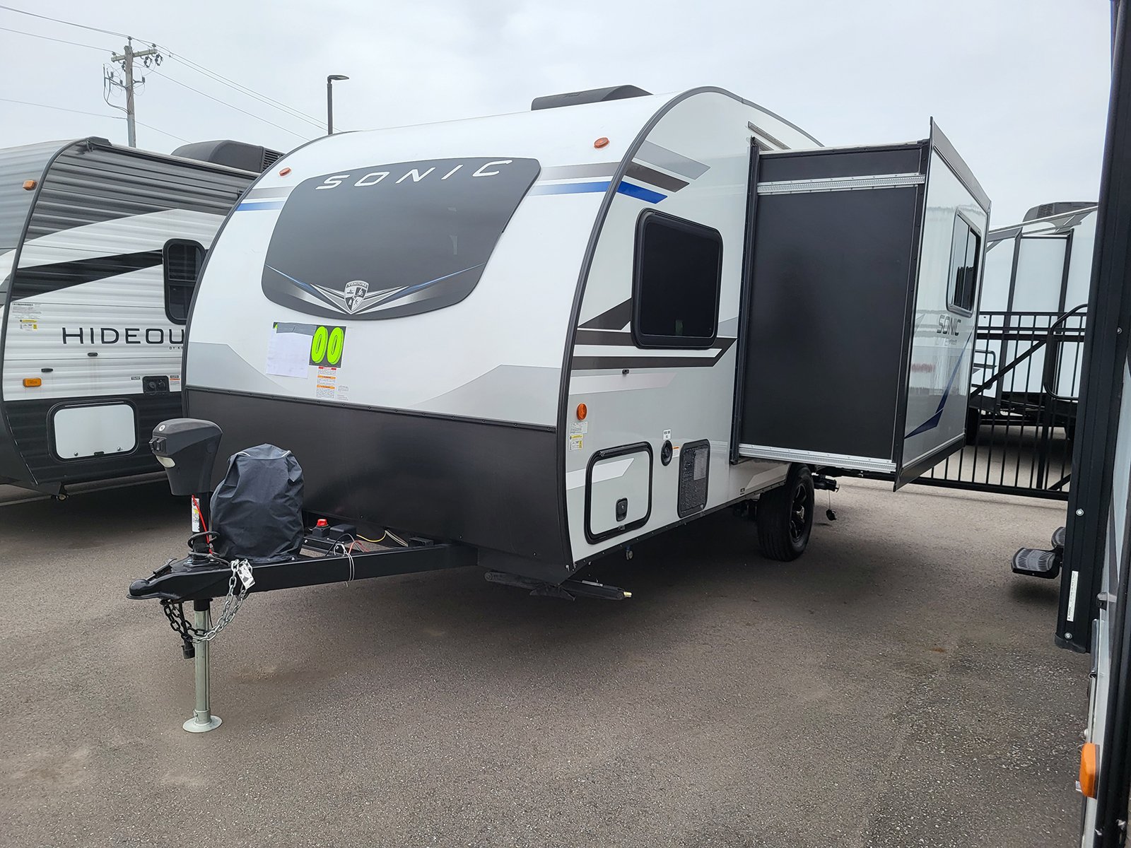 Property photo 11 - TIMED ONLINE ONLY FALL RECREATIONAL/RV CONSIGNMENT AUCTION