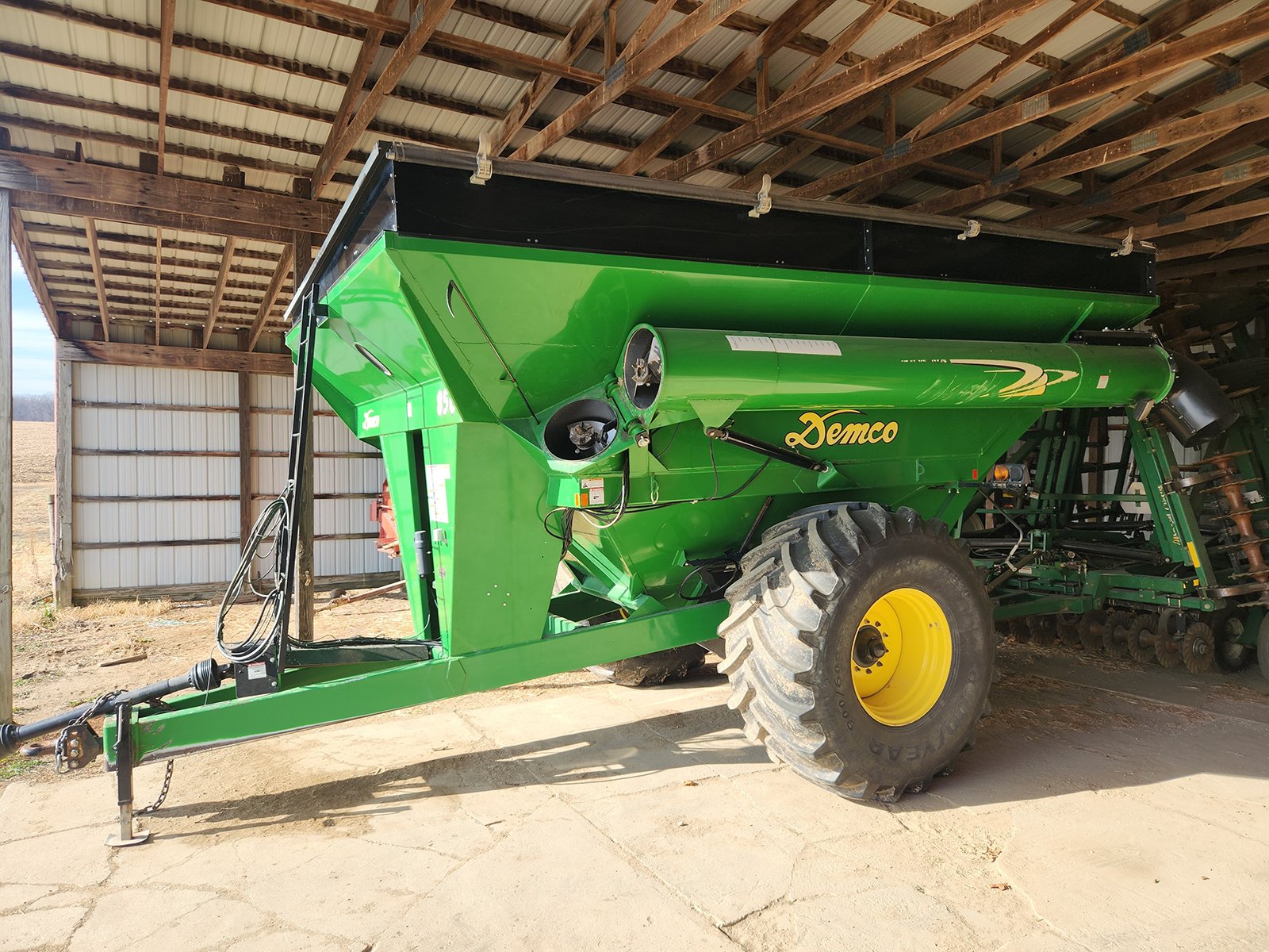 Property photo 114 - VIRTUAL YEAR END CONSIGNMENT FARM EQUIPMENT AUCTION