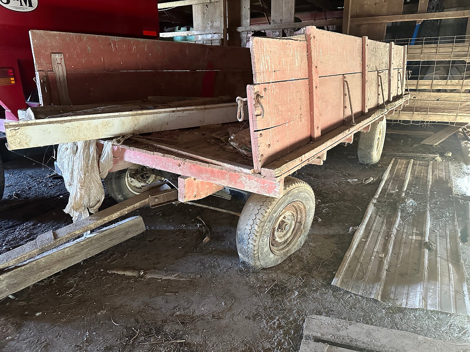 Property photo 64 - FARM EQUIPMENT AUCTION IN ADAMS COUNTY, INDIANA