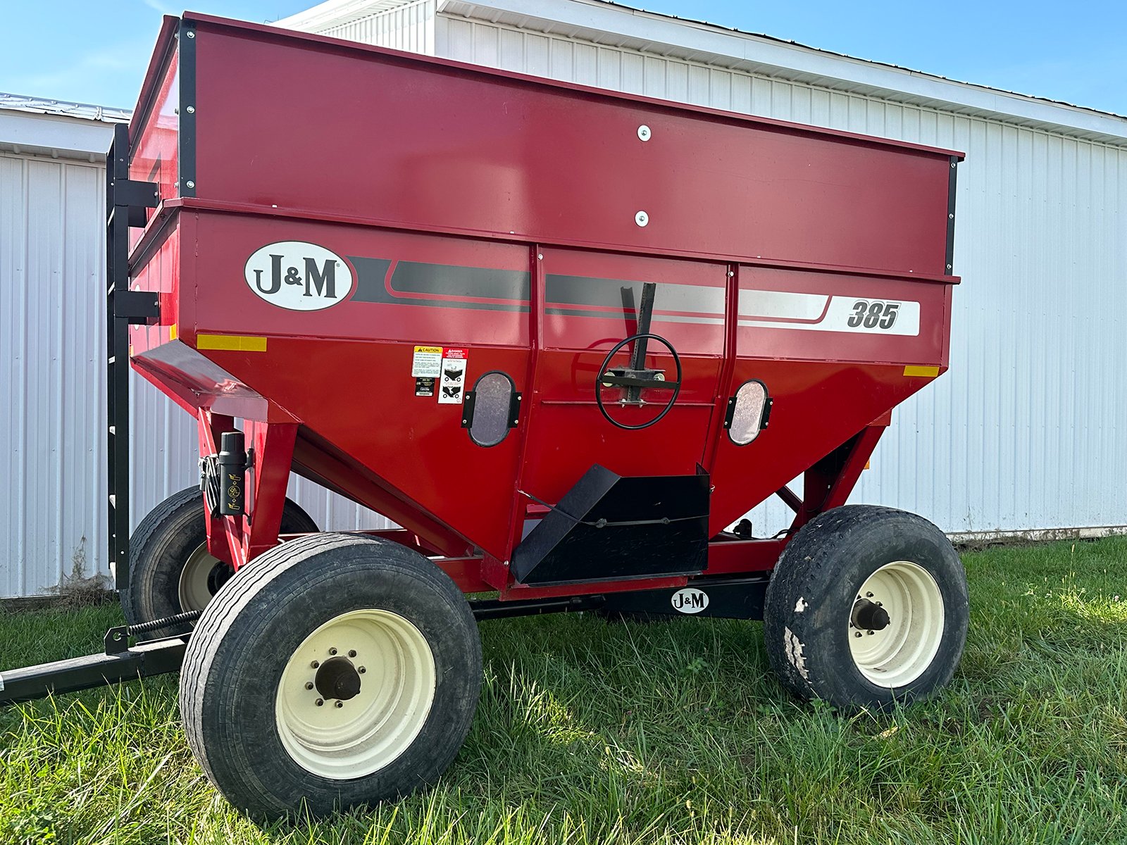 Property photo 19 - FARM EQUIPMENT AUCTION IN ADAMS COUNTY, INDIANA