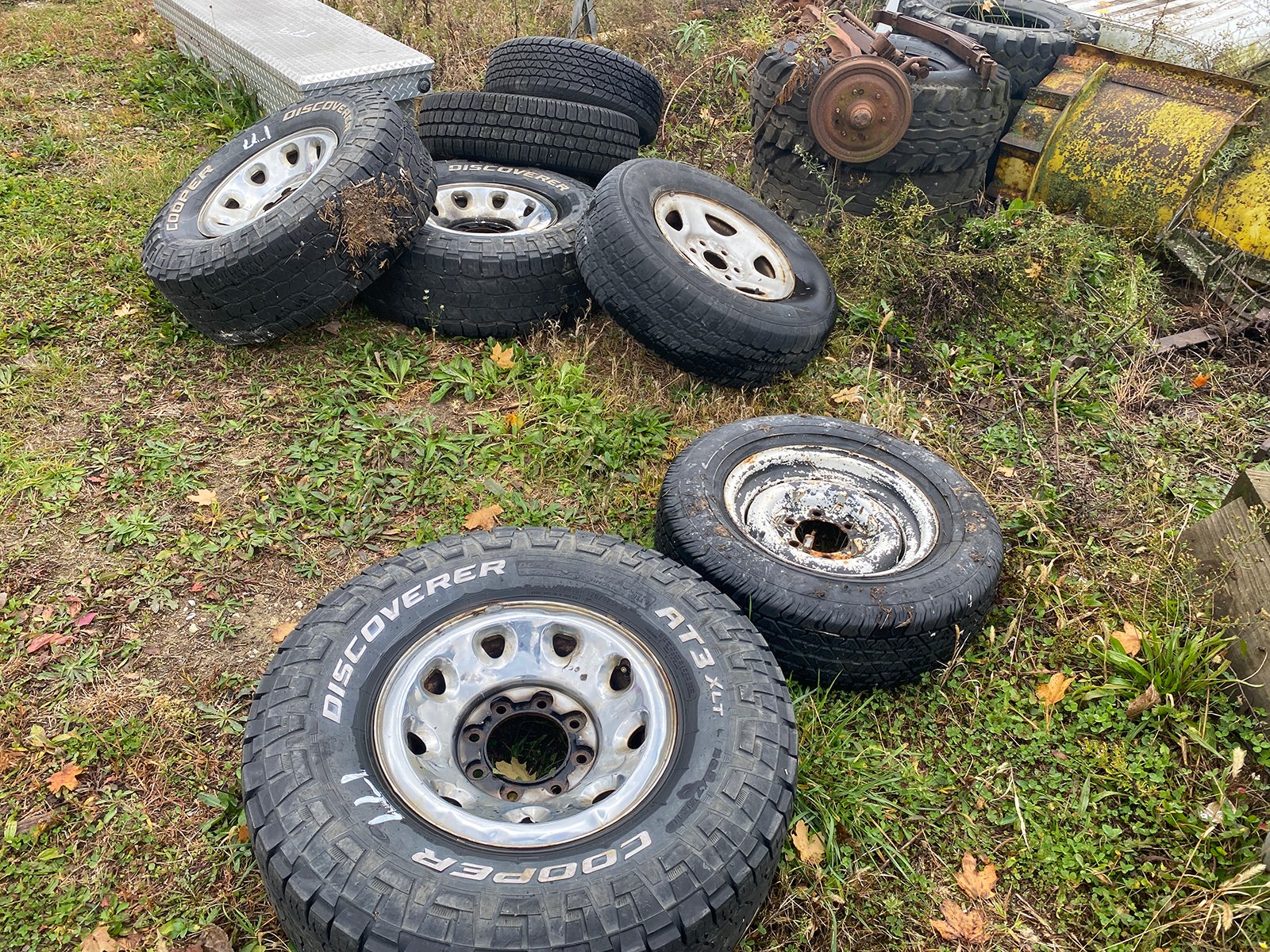 Property photo 32 - TIMED ONLINE ONLY FARM EQUIPMENT & PERSONAL PROPERTY AUCTION IN ST. JOSEPH COUNTY, MICHIGAN
