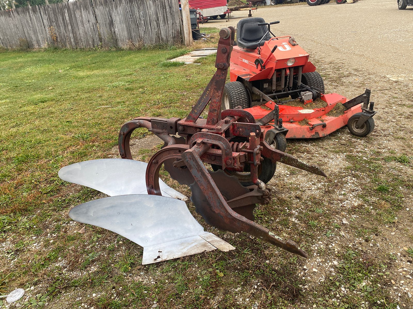Property photo 6 - TIMED ONLINE ONLY FARM EQUIPMENT & PERSONAL PROPERTY AUCTION IN ST. JOSEPH COUNTY, MICHIGAN