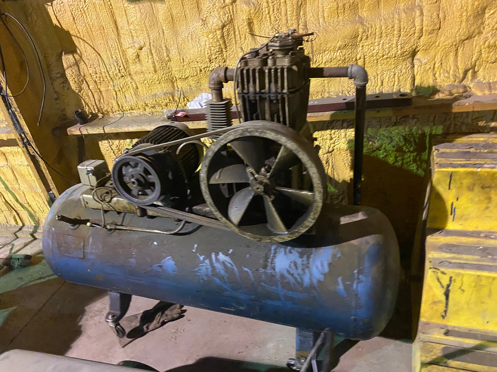 Property photo 8 - TIMED ONLINE ONLY FARM EQUIPMENT & PERSONAL PROPERTY AUCTION IN ST. JOSEPH COUNTY, MICHIGAN