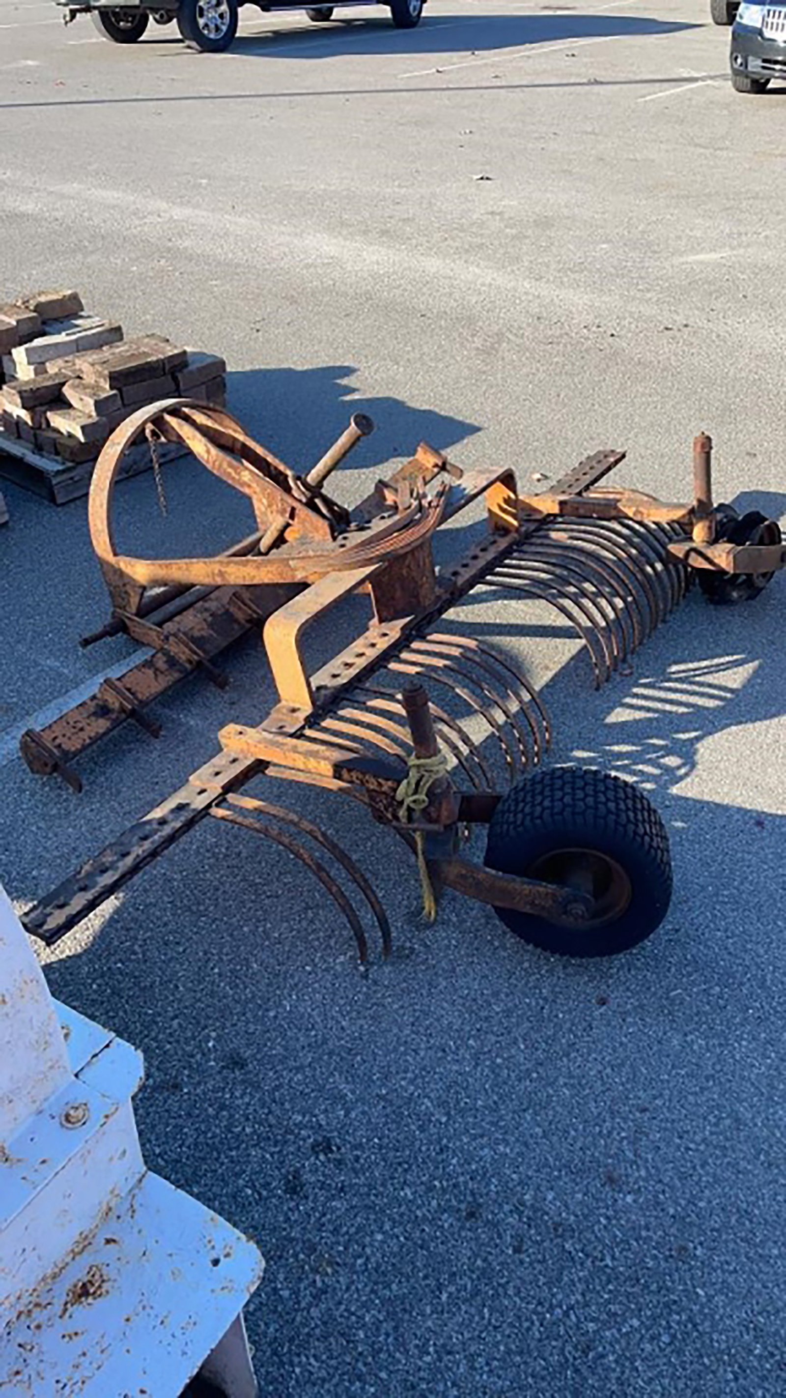 Property photo 33 - TIMED ONLINE ONLY PERSONAL PROPERTY AUCTION IN DEKALB & STEUBEN COUNTIES, INDIANA