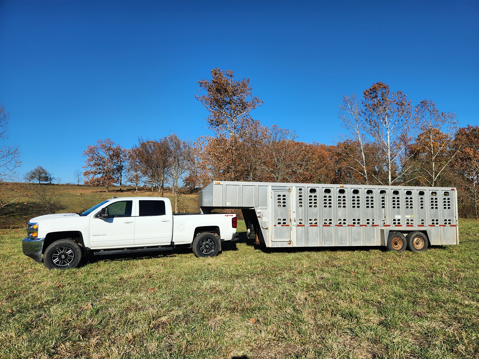 Property photo 1 - FARM EQUIPMENT AUCTION IN DOUGLAS COUNTY, MISSOURI