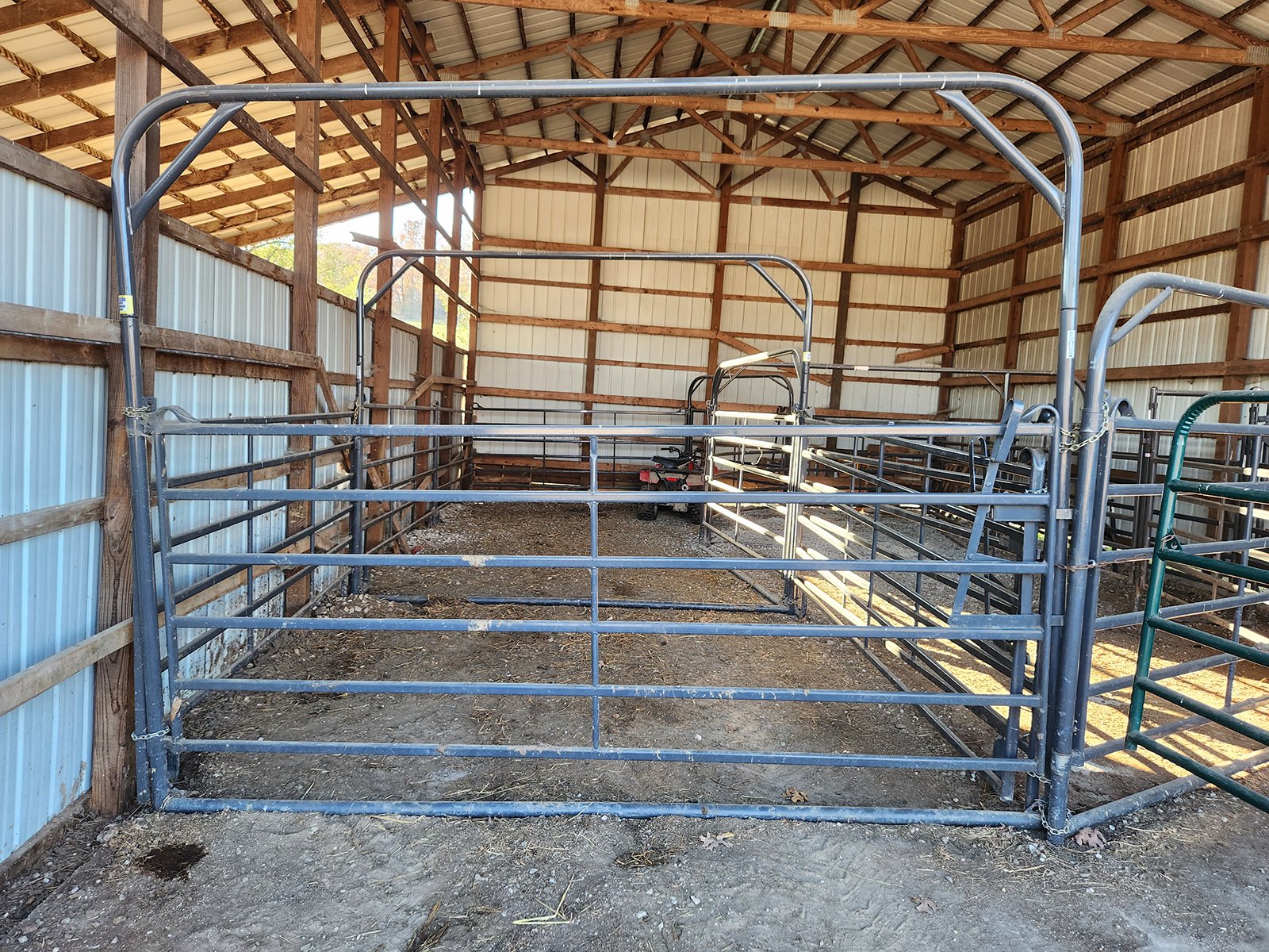 Property photo 41 - FARM EQUIPMENT AUCTION IN DOUGLAS COUNTY, MISSOURI