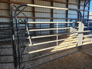 Property photo 34 - FARM EQUIPMENT AUCTION IN DOUGLAS COUNTY, MISSOURI