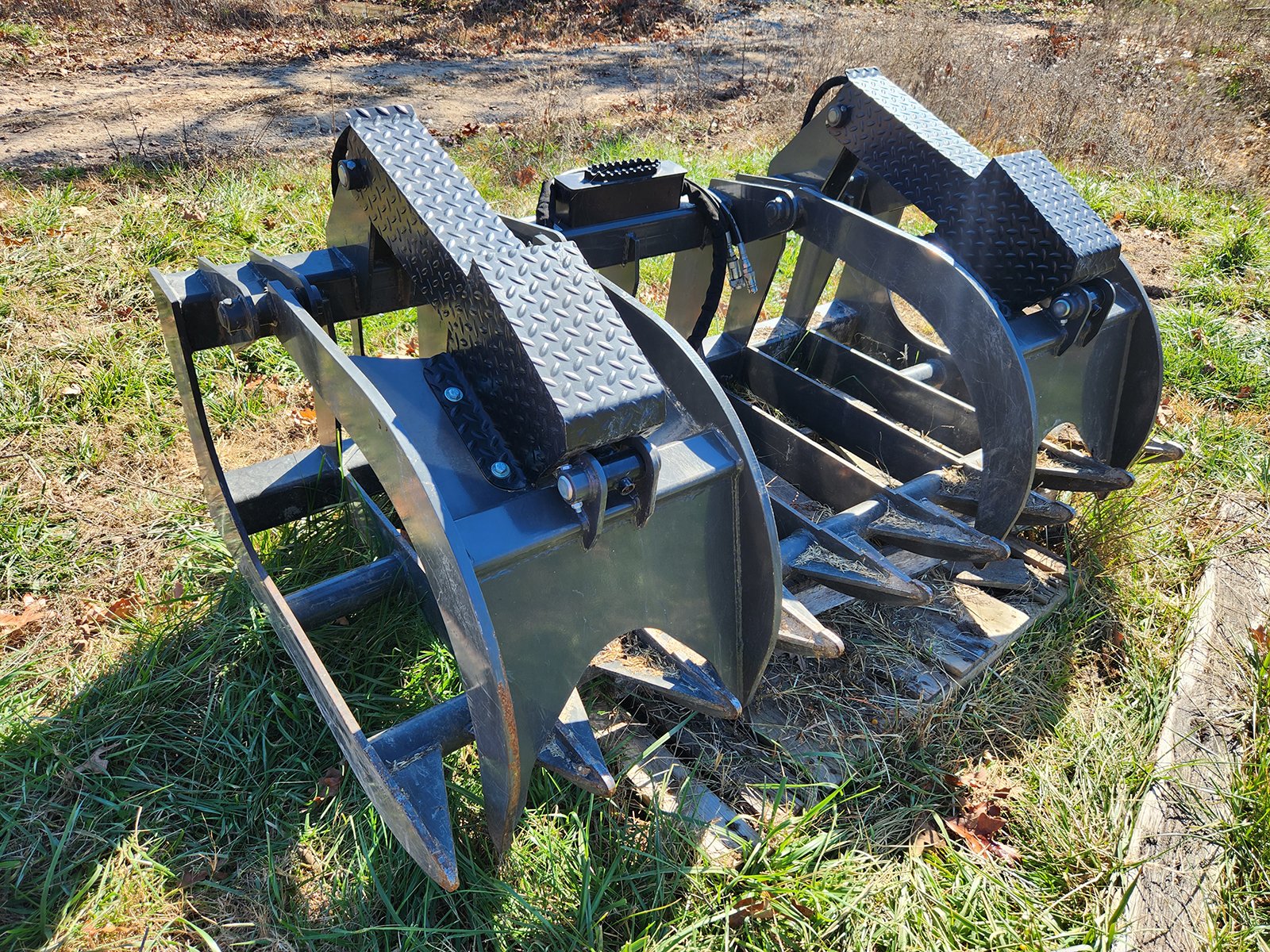 Property photo 58 - FARM EQUIPMENT AUCTION IN DOUGLAS COUNTY, MISSOURI