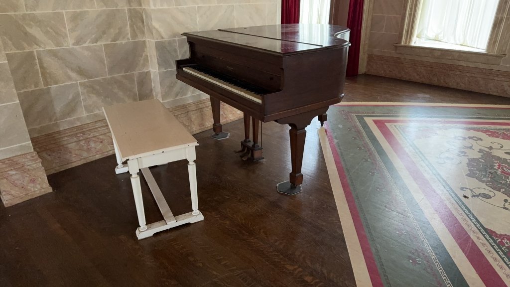 Property photo 9 - TIMED ONLINE ONLY PERSONAL PROPERTY AUCTION IN MIAMI COUNTY, INDIANA