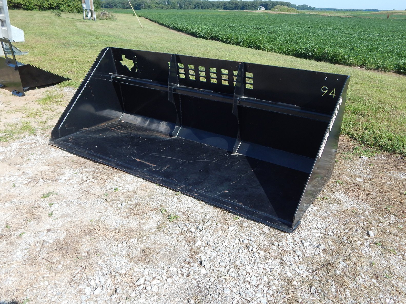 Property photo 29 - FARM EQUIPMENT AUCTION IN PULASKI COUNTY, INDIANA