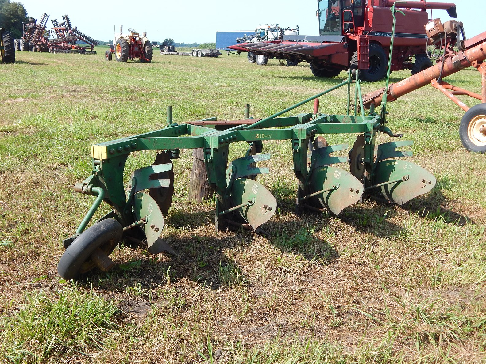 Property photo 33 - FARM EQUIPMENT AUCTION IN PULASKI COUNTY, INDIANA