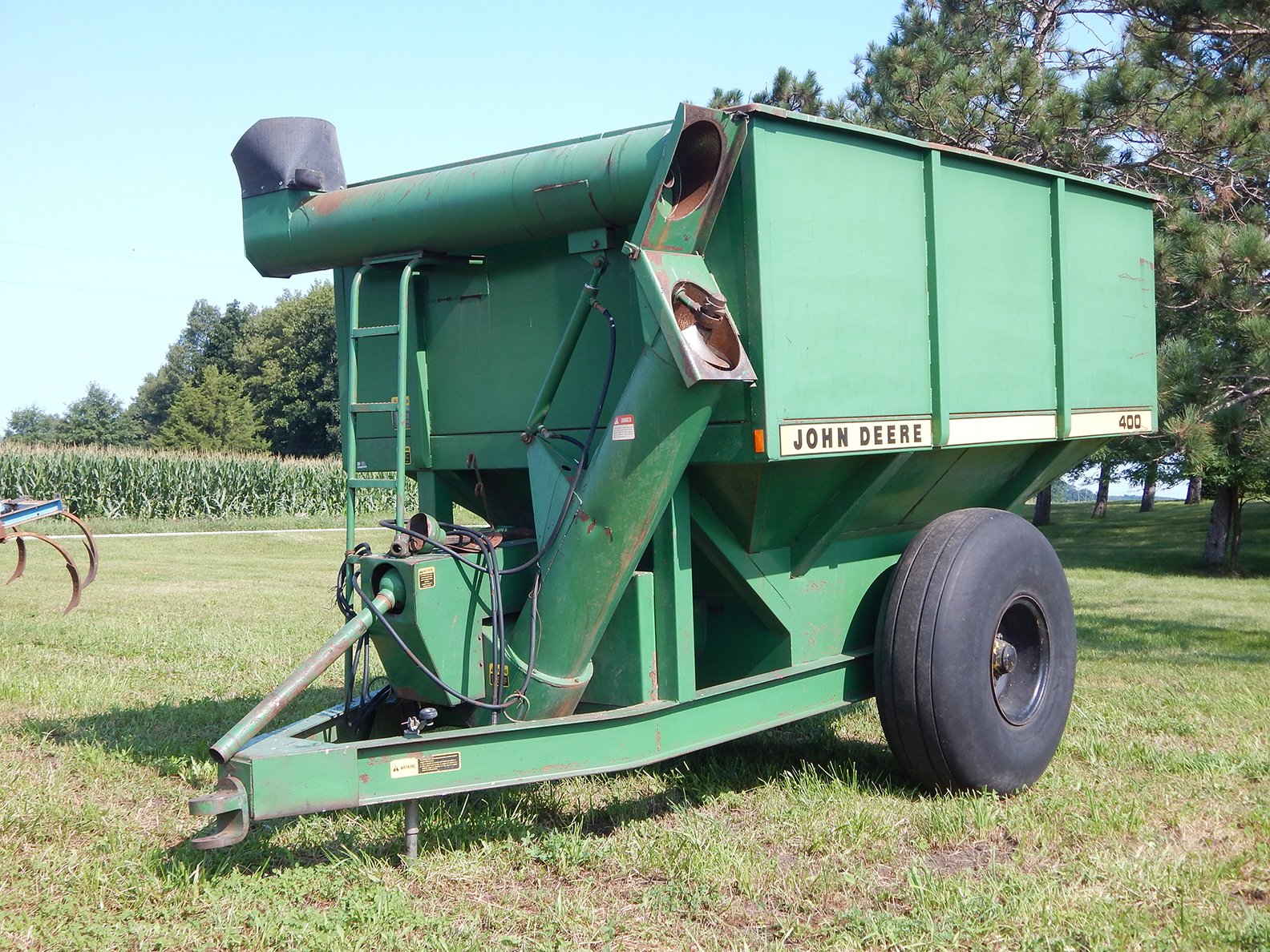 Property photo 36 - FARM EQUIPMENT AUCTION IN PULASKI COUNTY, INDIANA