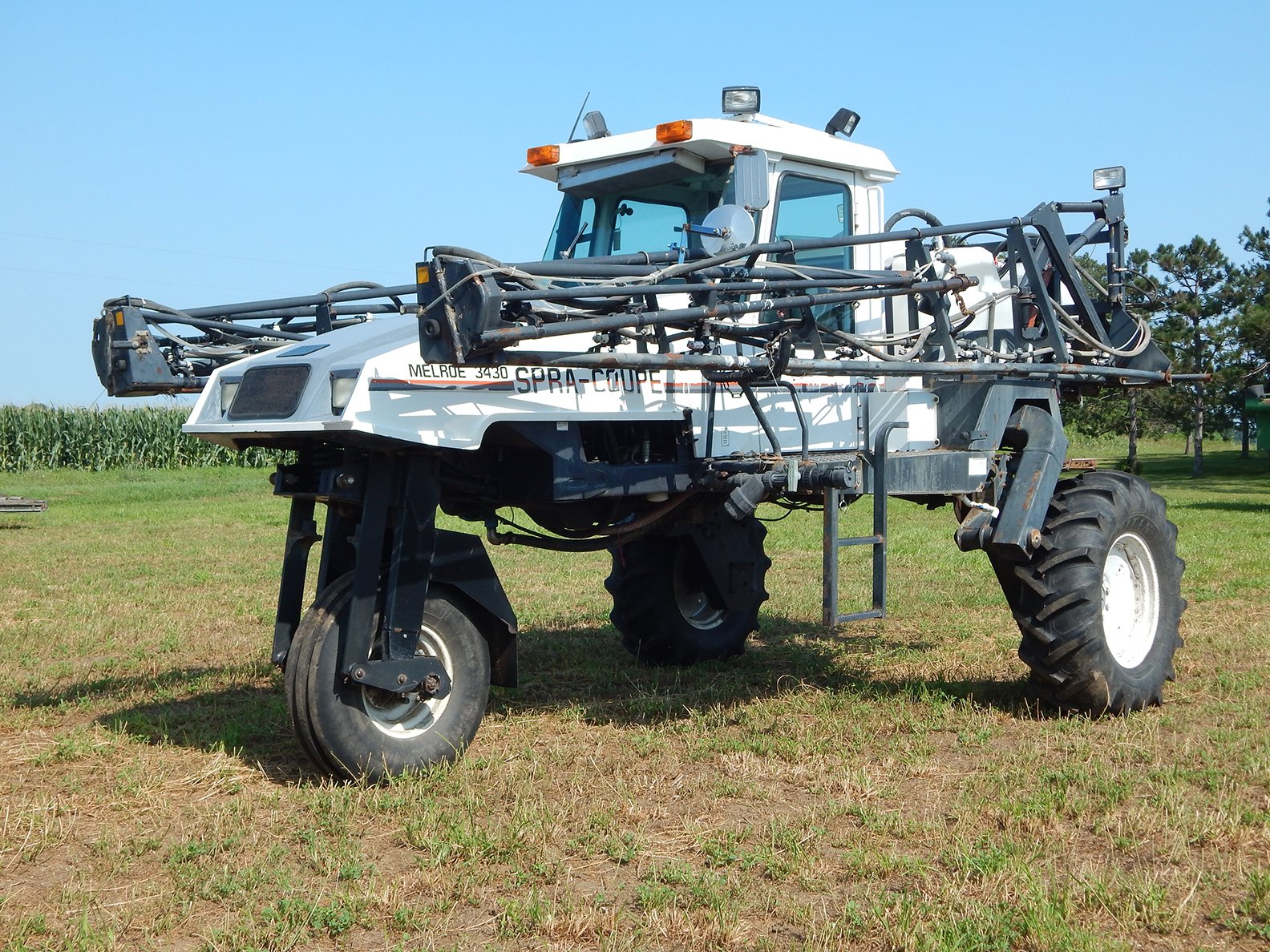 Property photo 46 - FARM EQUIPMENT AUCTION IN PULASKI COUNTY, INDIANA