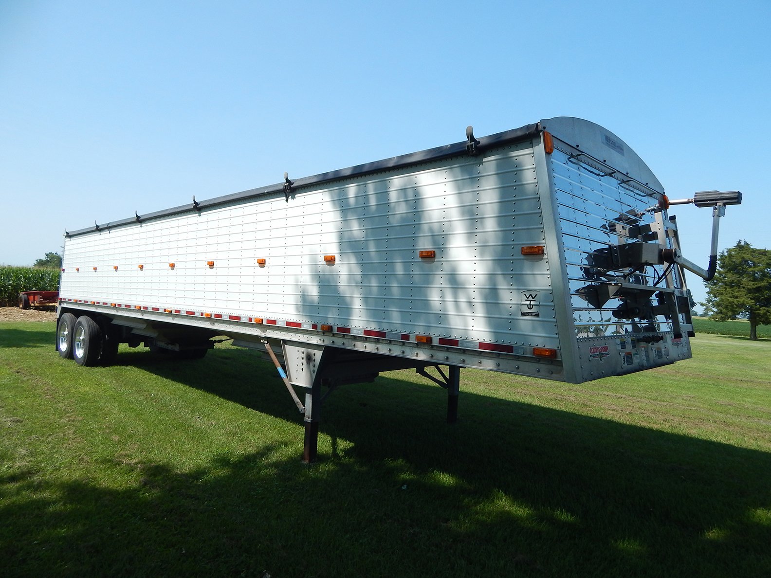 Property photo 4 - FARM EQUIPMENT AUCTION IN PULASKI COUNTY, INDIANA