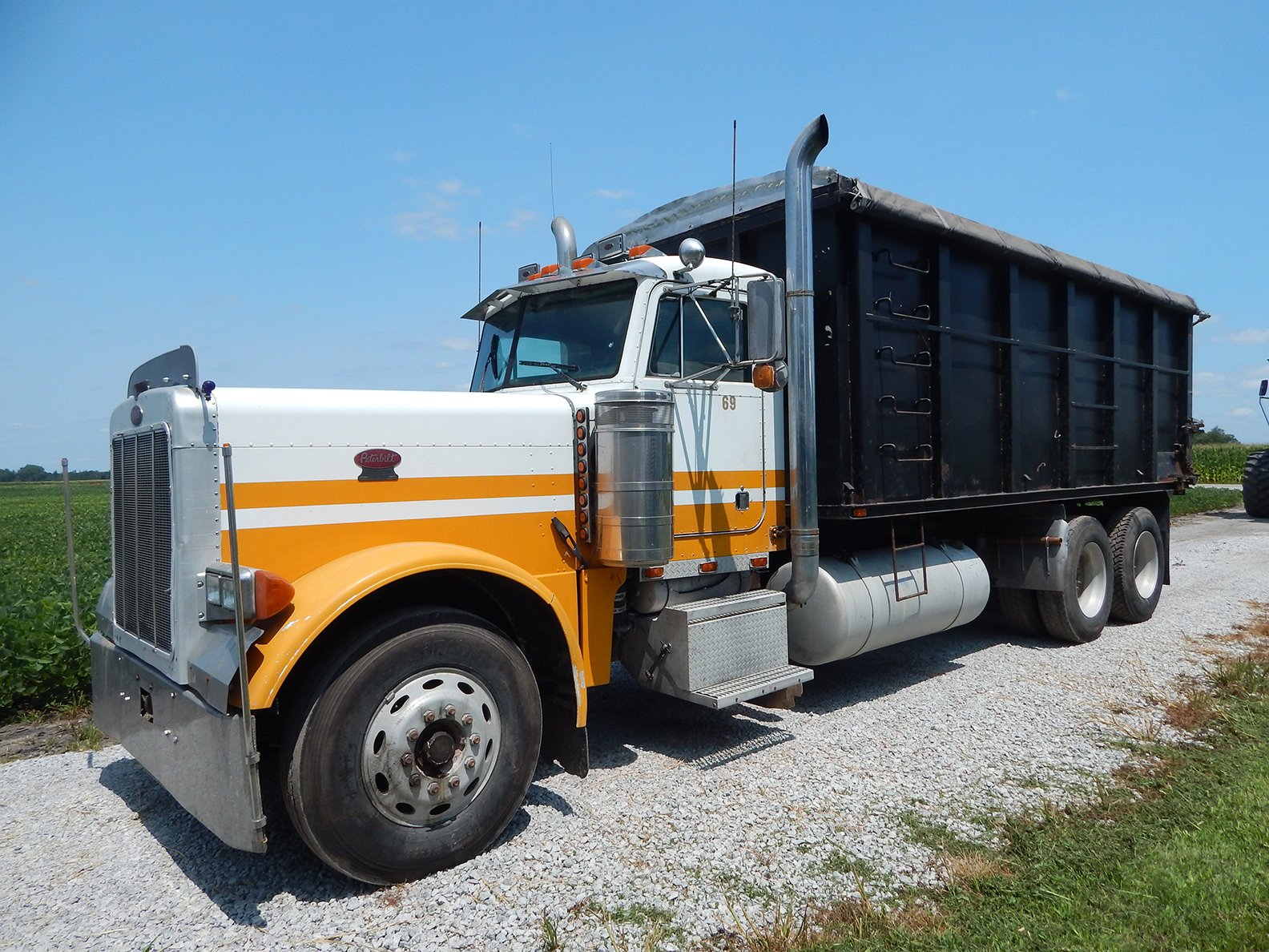 Property photo 15 - FARM EQUIPMENT AUCTION IN PULASKI COUNTY, INDIANA