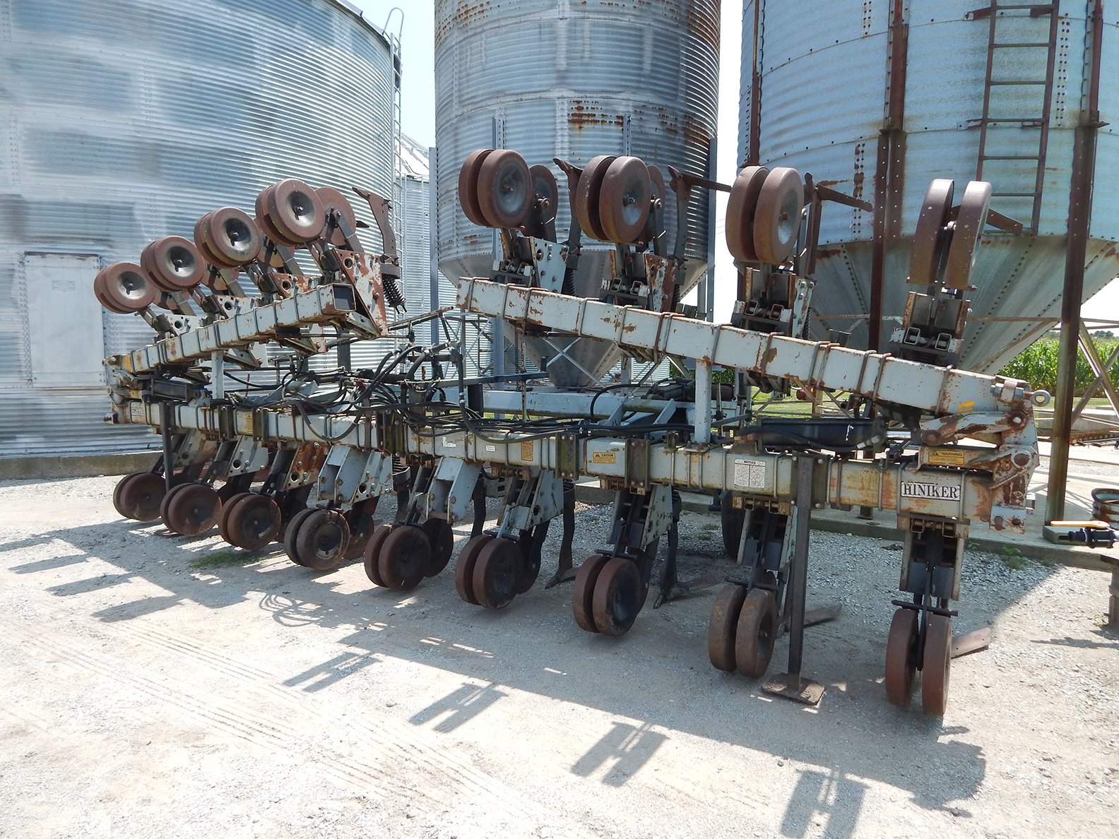 Property photo 22 - FARM EQUIPMENT AUCTION IN PULASKI COUNTY, INDIANA