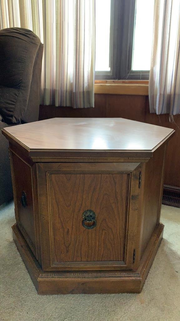 Property photo 218 - TIMED ONLINE ONLY PERSONAL PROPERTY AUCTION IN ALLEN COUNTY, INDIANA