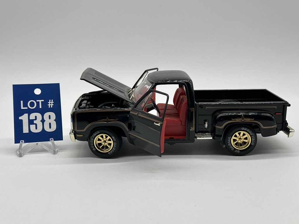 Property photo 41 - IH, JD Tractors, Classic Model Cars & Collectibles - TIMED ONLINE ONLY PERSONAL PROPERTY IN ALLEN COUNTY, INDIANA