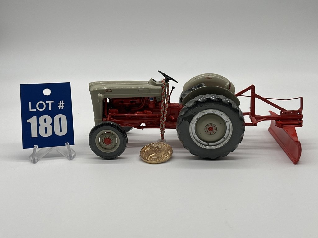 Property photo 73 - IH, JD Tractors, Classic Model Cars & Collectibles - TIMED ONLINE ONLY PERSONAL PROPERTY IN ALLEN COUNTY, INDIANA