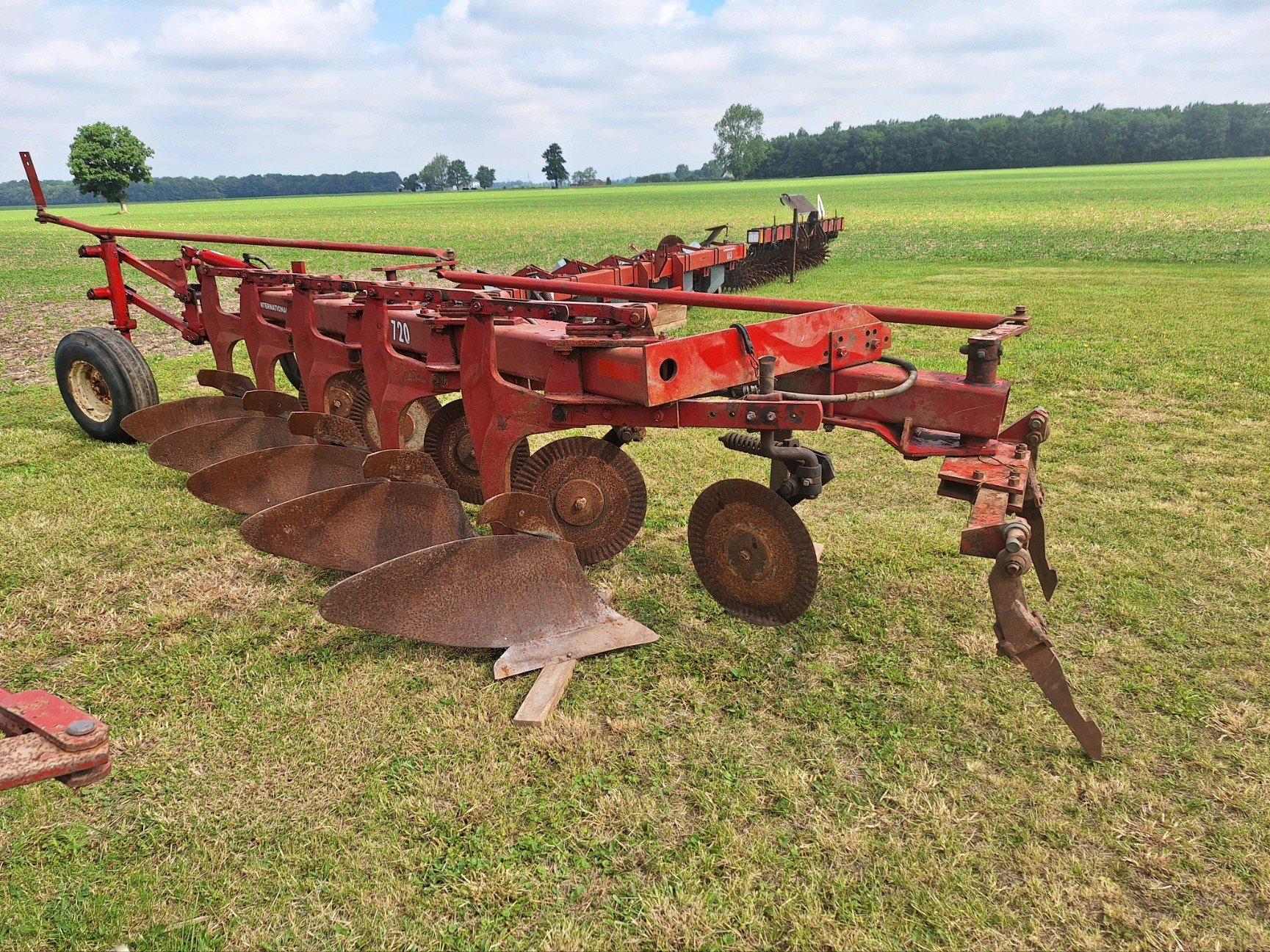 Property photo 19 - FARM EQUIPMENT AUCTION IN ALLEN COUNTY, INDIANA