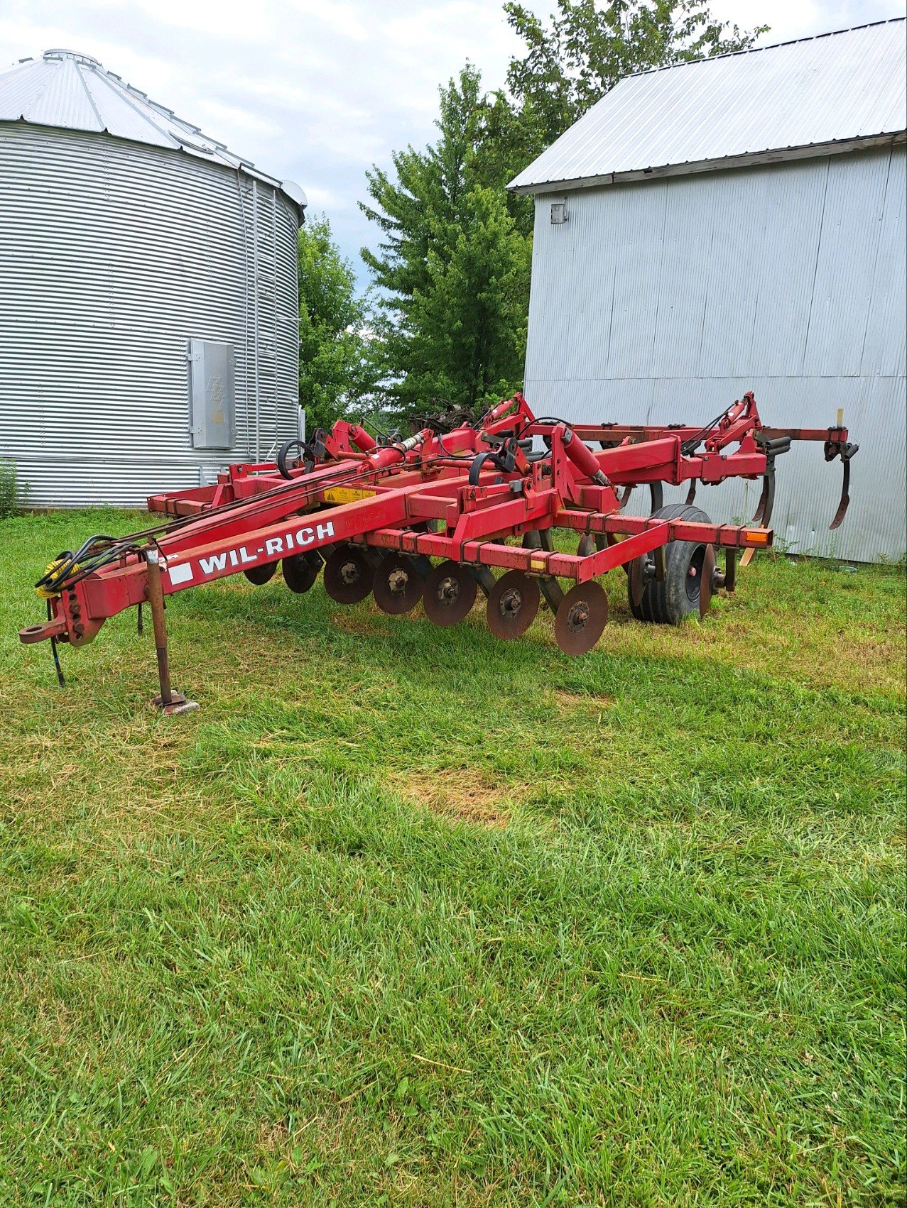 Property photo 24 - FARM EQUIPMENT AUCTION IN ALLEN COUNTY, INDIANA