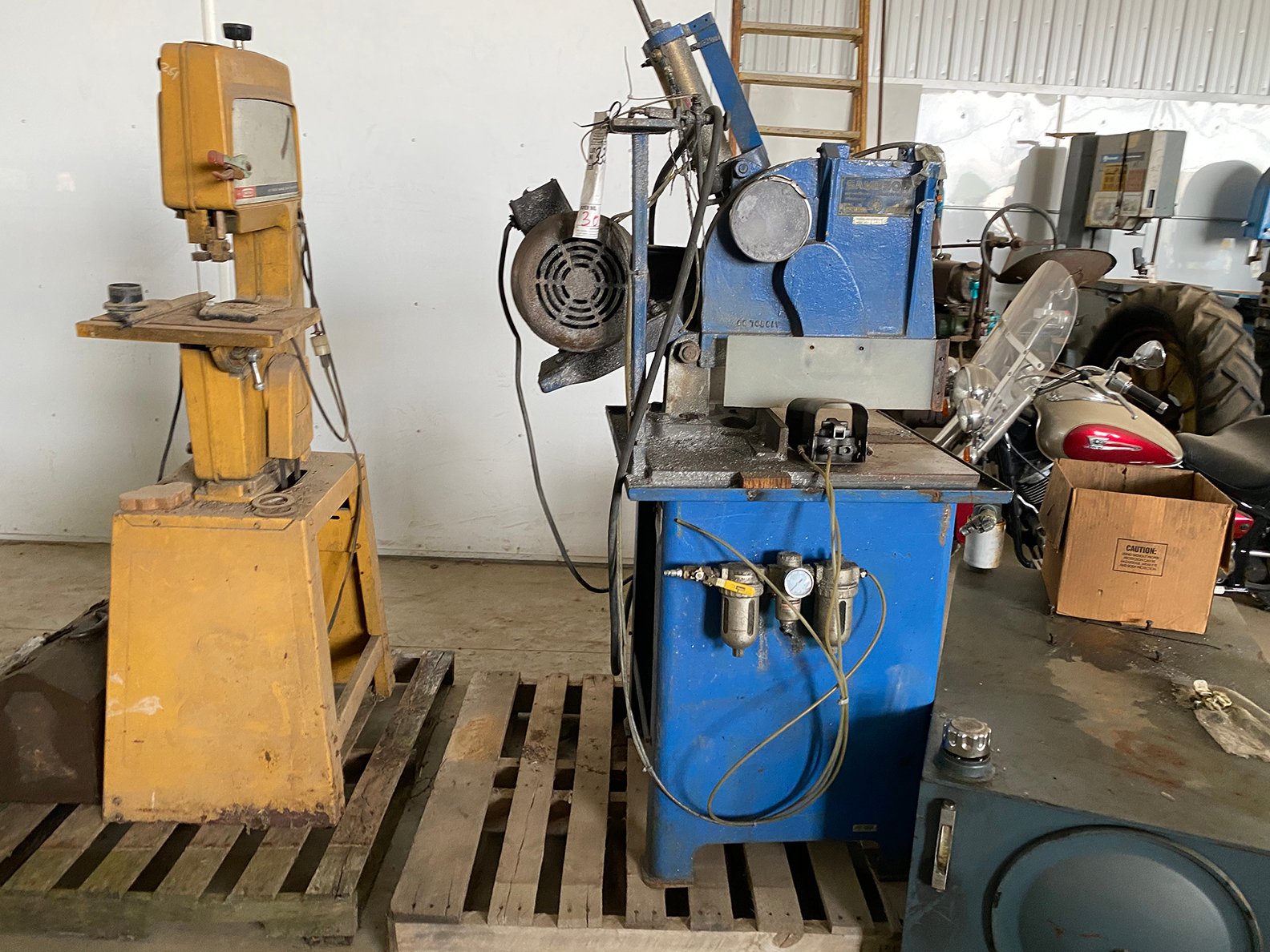 Property photo 23 - ROD BORGERT ESTATE FARM EQUIPMENT AUCTION IN ST. JOSEPH COUNTY, MICHIGAN