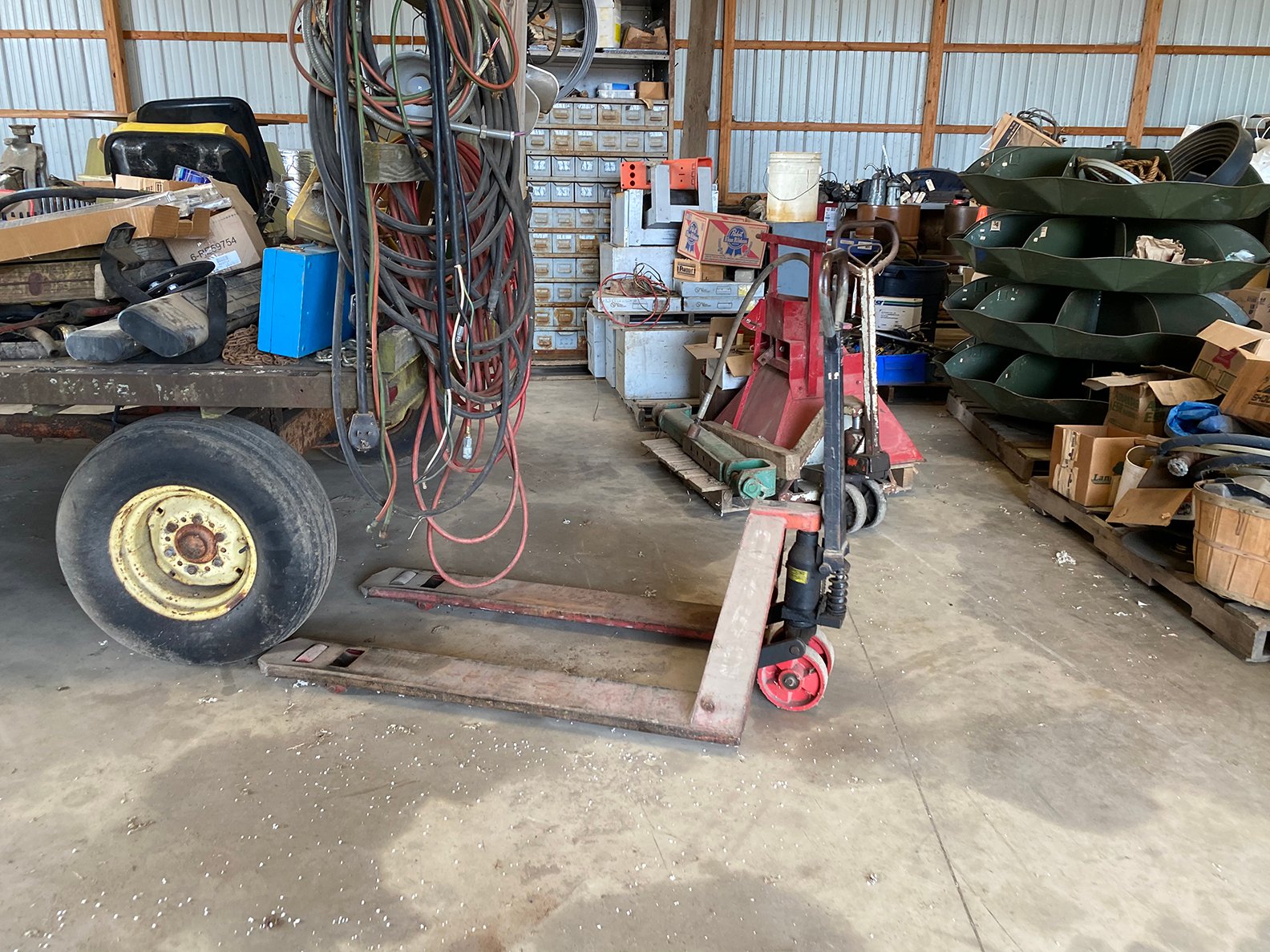 Property photo 28 - ROD BORGERT ESTATE FARM EQUIPMENT AUCTION IN ST. JOSEPH COUNTY, MICHIGAN