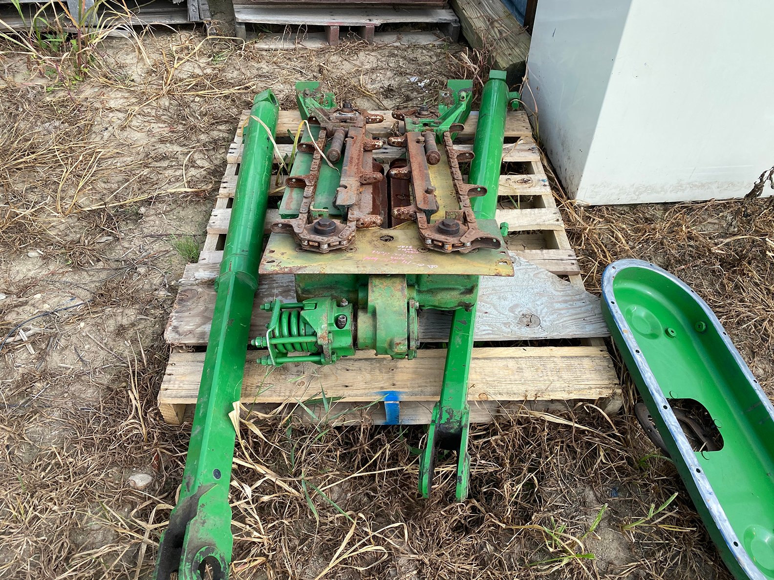 Property photo 52 - ROD BORGERT ESTATE FARM EQUIPMENT AUCTION IN ST. JOSEPH COUNTY, MICHIGAN