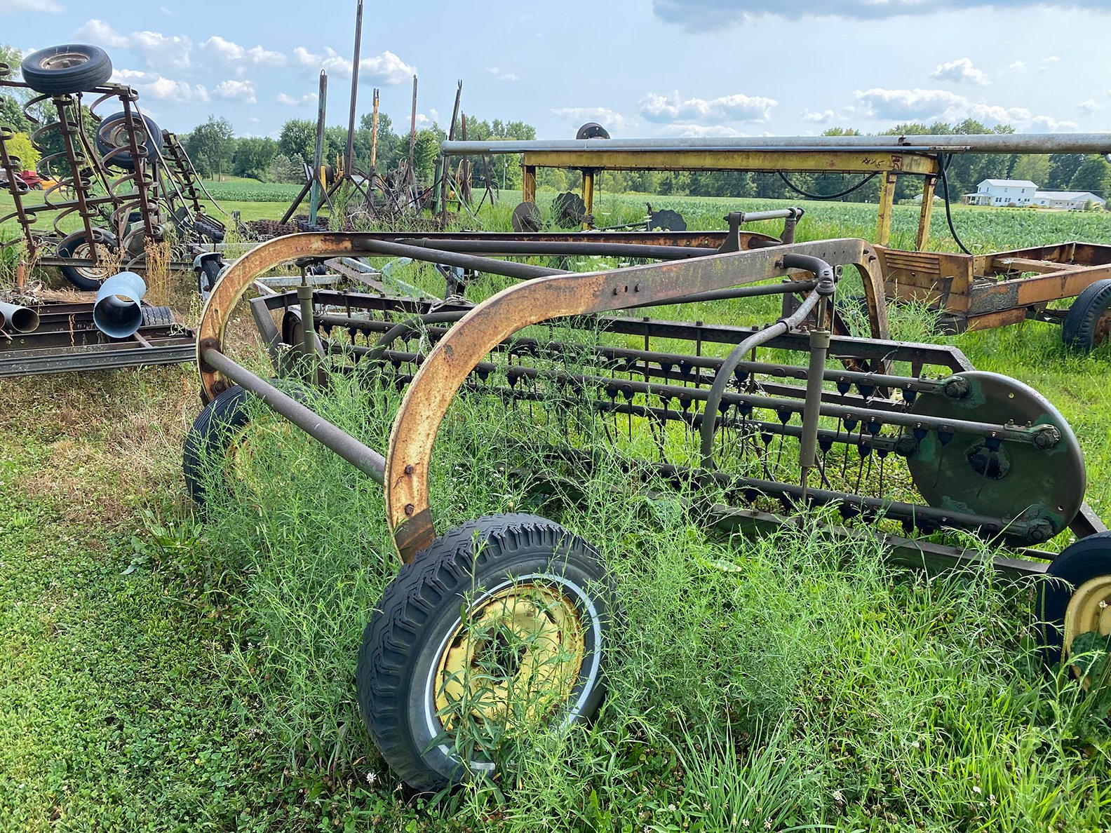Property photo 54 - ROD BORGERT ESTATE FARM EQUIPMENT AUCTION IN ST. JOSEPH COUNTY, MICHIGAN