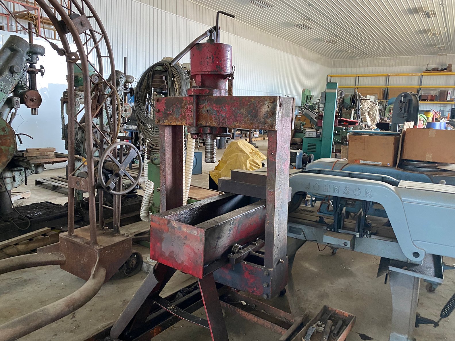Property photo 66 - ROD BORGERT ESTATE FARM EQUIPMENT AUCTION IN ST. JOSEPH COUNTY, MICHIGAN