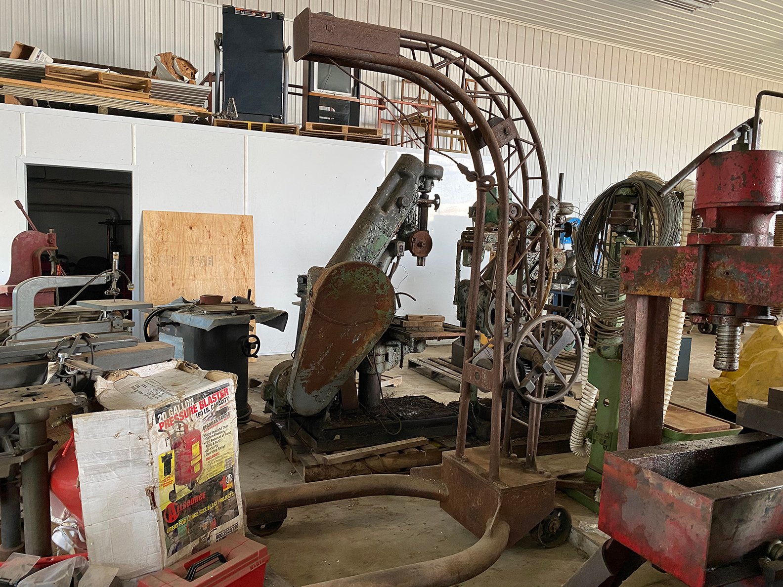 Property photo 70 - ROD BORGERT ESTATE FARM EQUIPMENT AUCTION IN ST. JOSEPH COUNTY, MICHIGAN