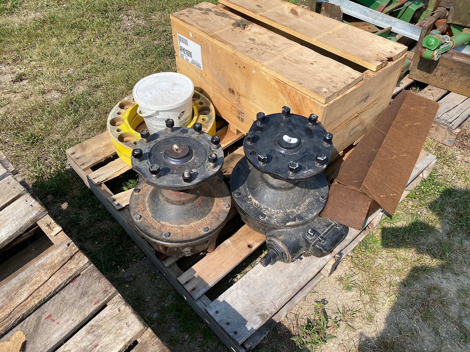 Property photo 108 - ROD BORGERT ESTATE FARM EQUIPMENT AUCTION IN ST. JOSEPH COUNTY, MICHIGAN
