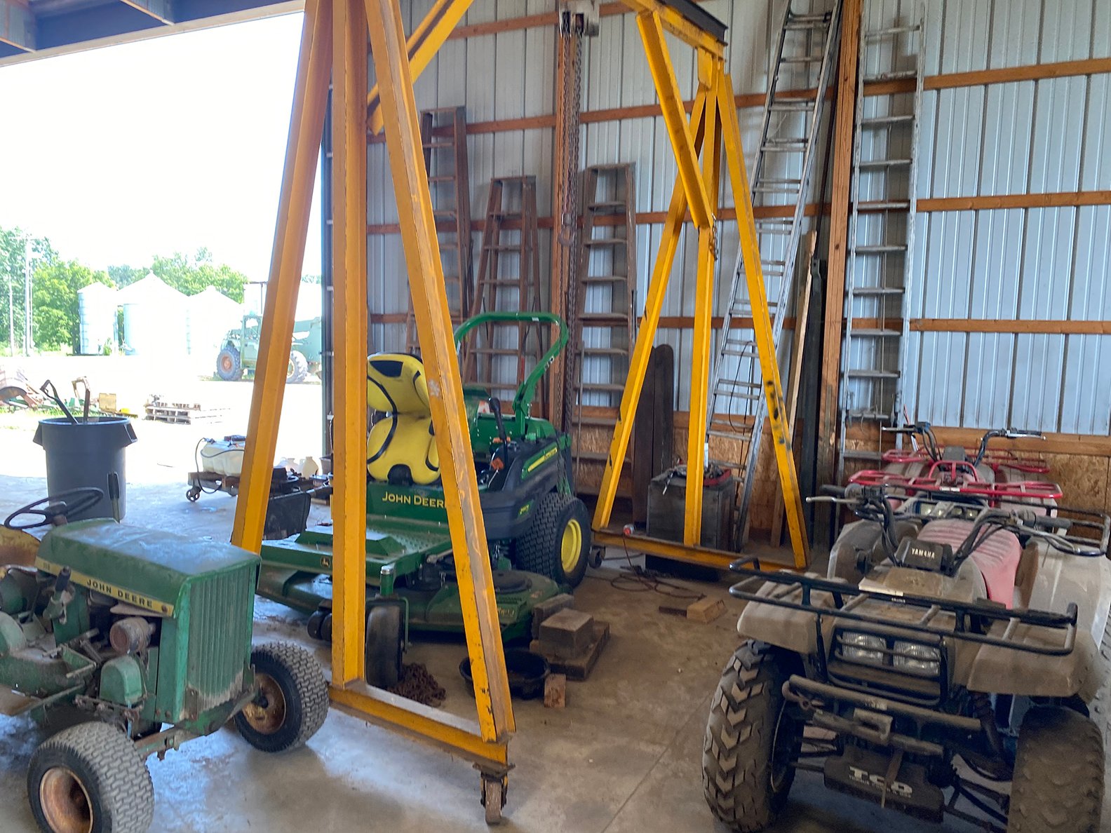 Property photo 118 - ROD BORGERT ESTATE FARM EQUIPMENT AUCTION IN ST. JOSEPH COUNTY, MICHIGAN