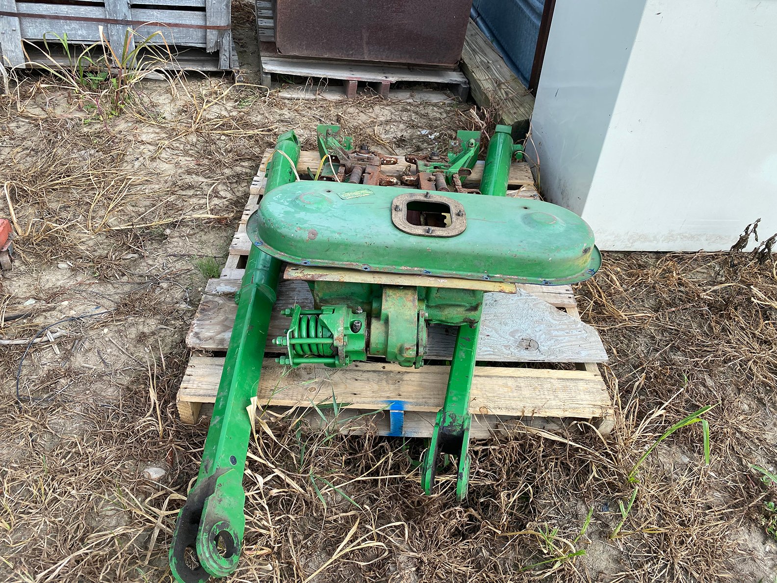 Property photo 121 - ROD BORGERT ESTATE FARM EQUIPMENT AUCTION IN ST. JOSEPH COUNTY, MICHIGAN