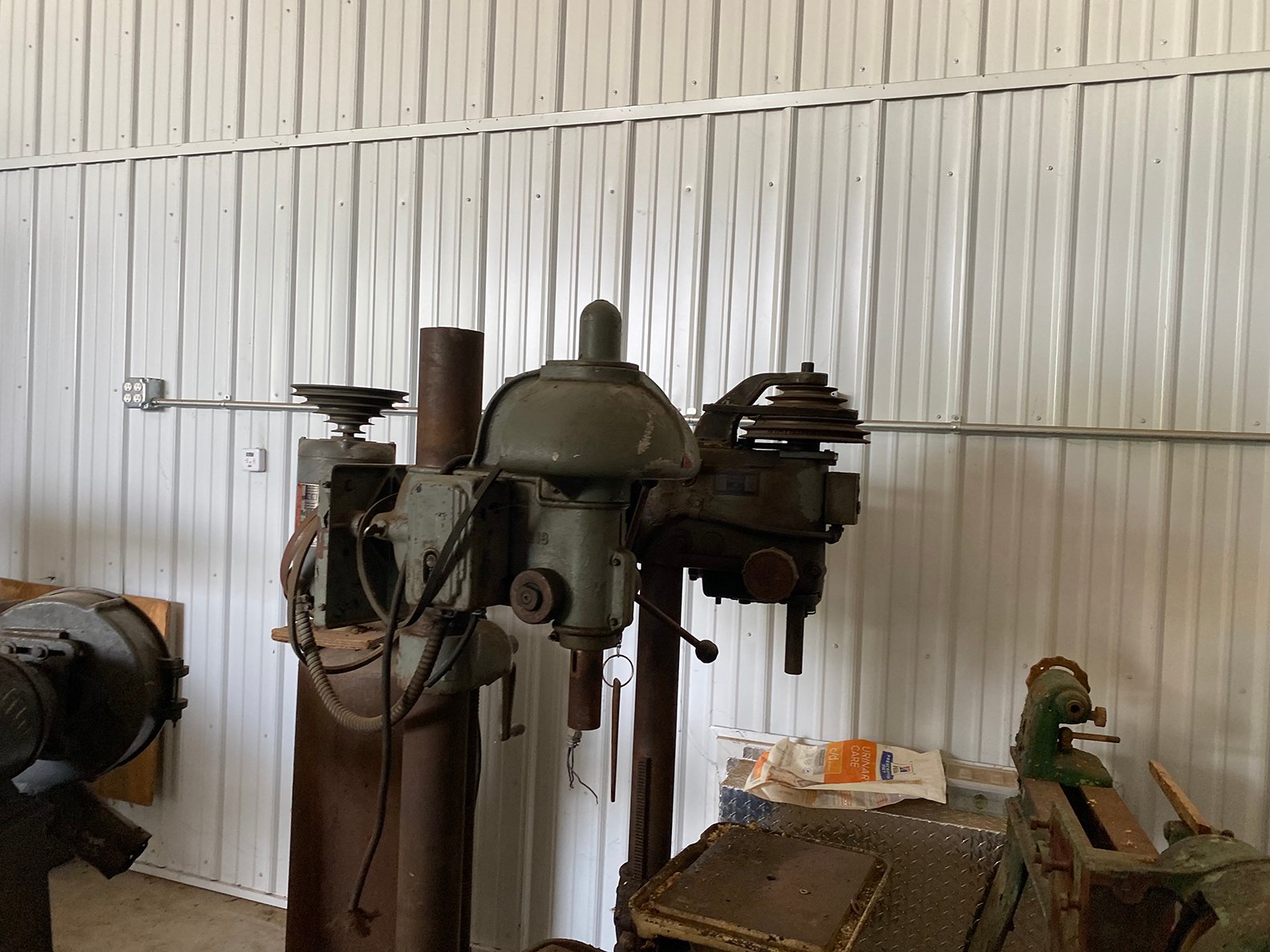 Property photo 129 - ROD BORGERT ESTATE FARM EQUIPMENT AUCTION IN ST. JOSEPH COUNTY, MICHIGAN