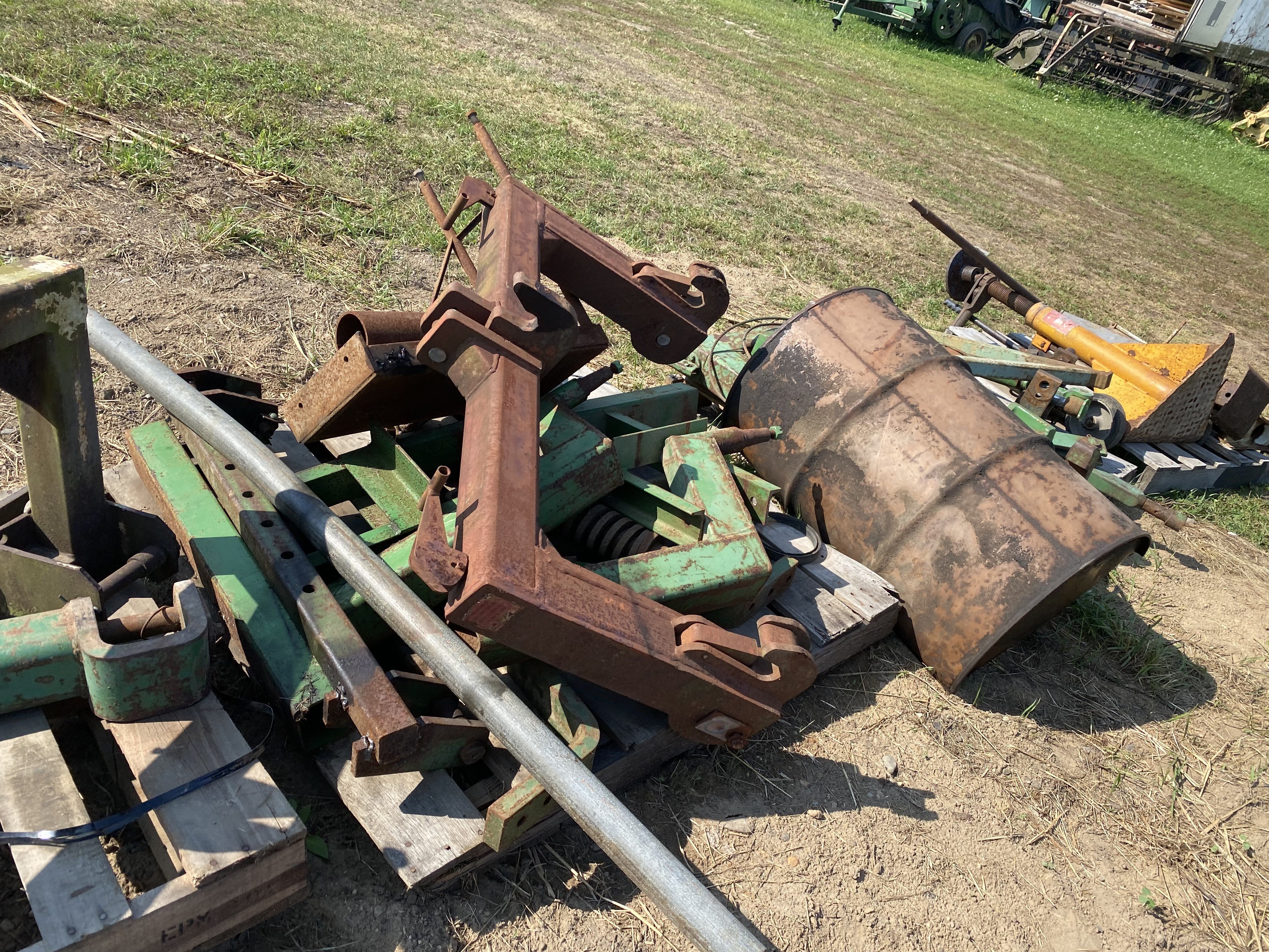 Property photo 131 - ROD BORGERT ESTATE FARM EQUIPMENT AUCTION IN ST. JOSEPH COUNTY, MICHIGAN