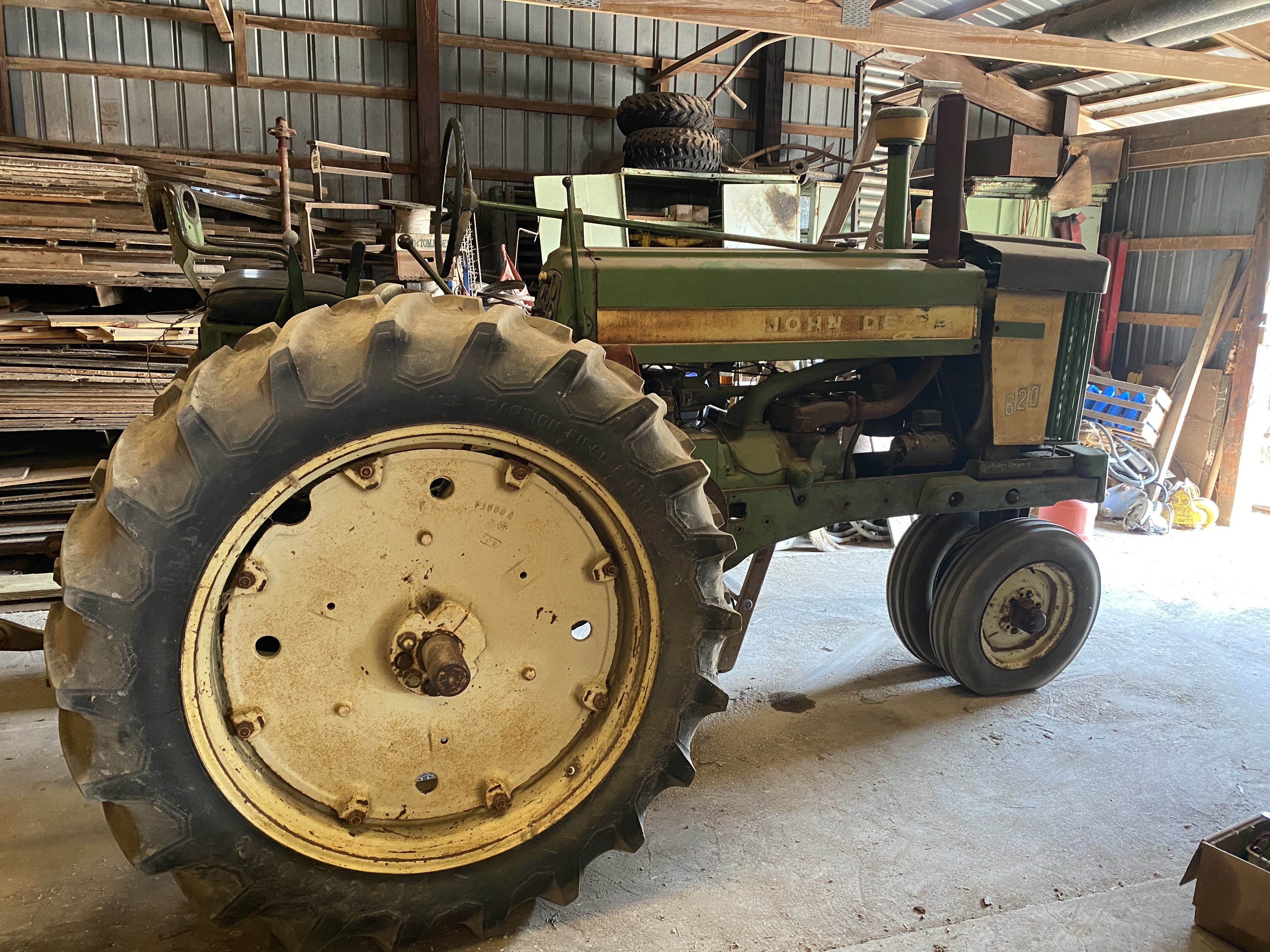 Property photo 142 - ROD BORGERT ESTATE FARM EQUIPMENT AUCTION IN ST. JOSEPH COUNTY, MICHIGAN