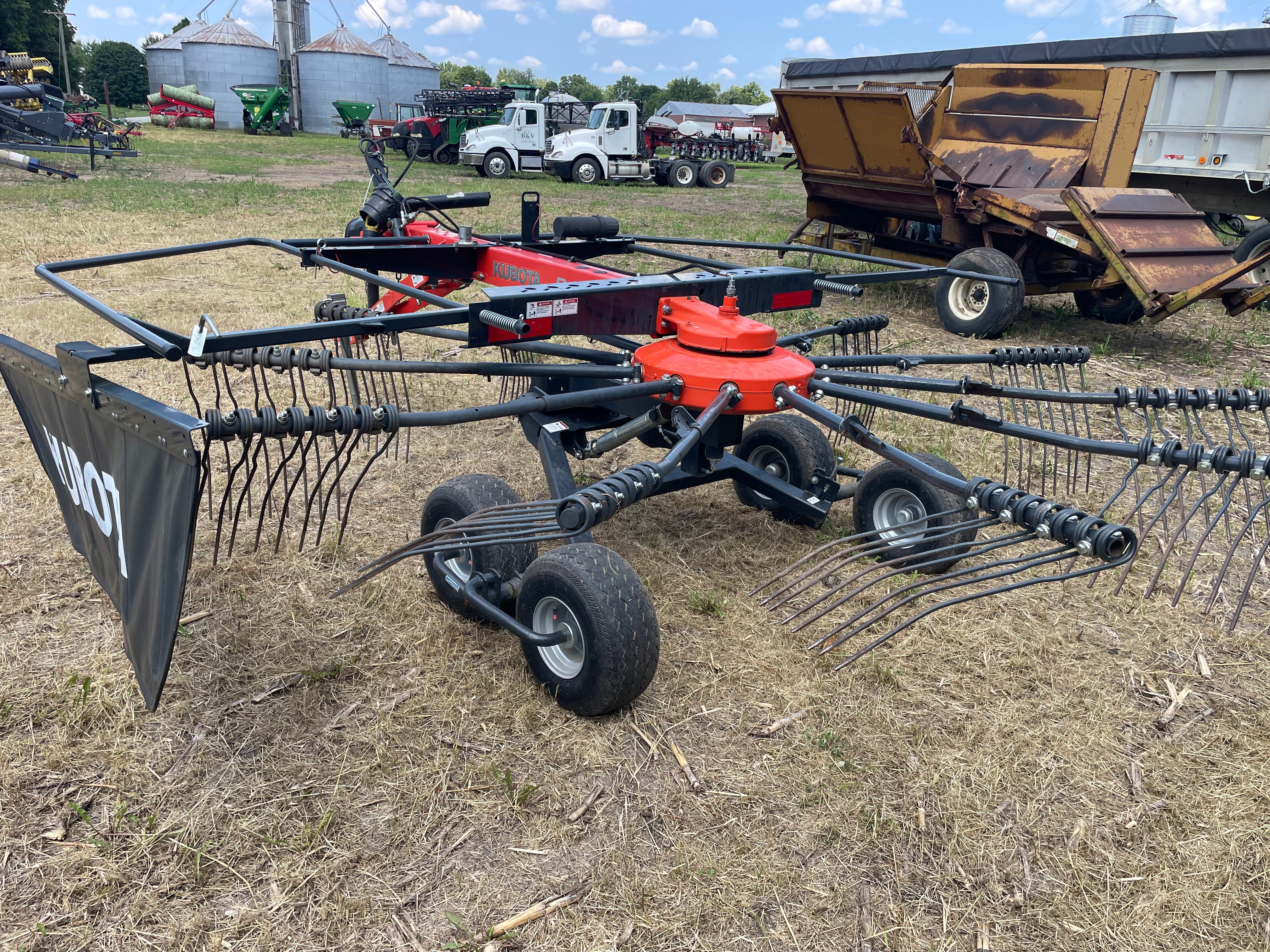 Property photo 36 - FARM EQUIPMENT AUCTION IN BRANCH COUNTY, MICHIGAN