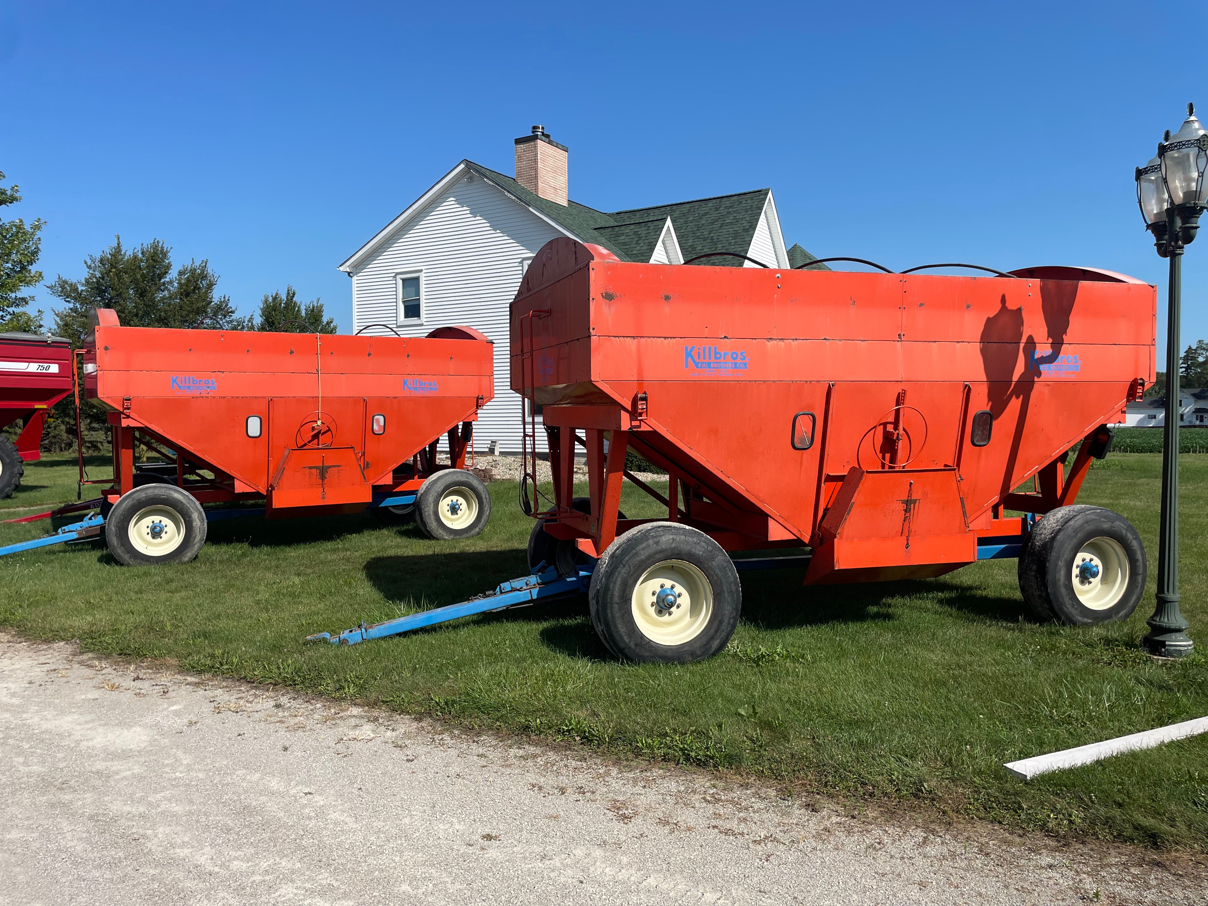 Property photo 37 - FARM EQUIPMENT AUCTION IN WOOD COUNTY, OHIO