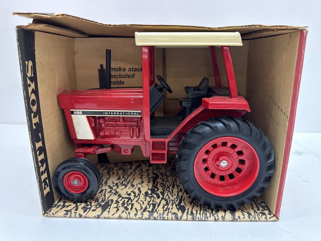 Property photo 52 - Meek Ertl, IH, and Vintage Toy Auction-TIMED ONLINE ONLY PERSONAL PROPERTY IN ALLEN COUNTY INDIANA