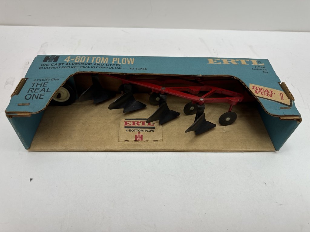 Property photo 45 - Meek Ertl, IH, and Vintage Toy Auction-TIMED ONLINE ONLY PERSONAL PROPERTY IN ALLEN COUNTY INDIANA