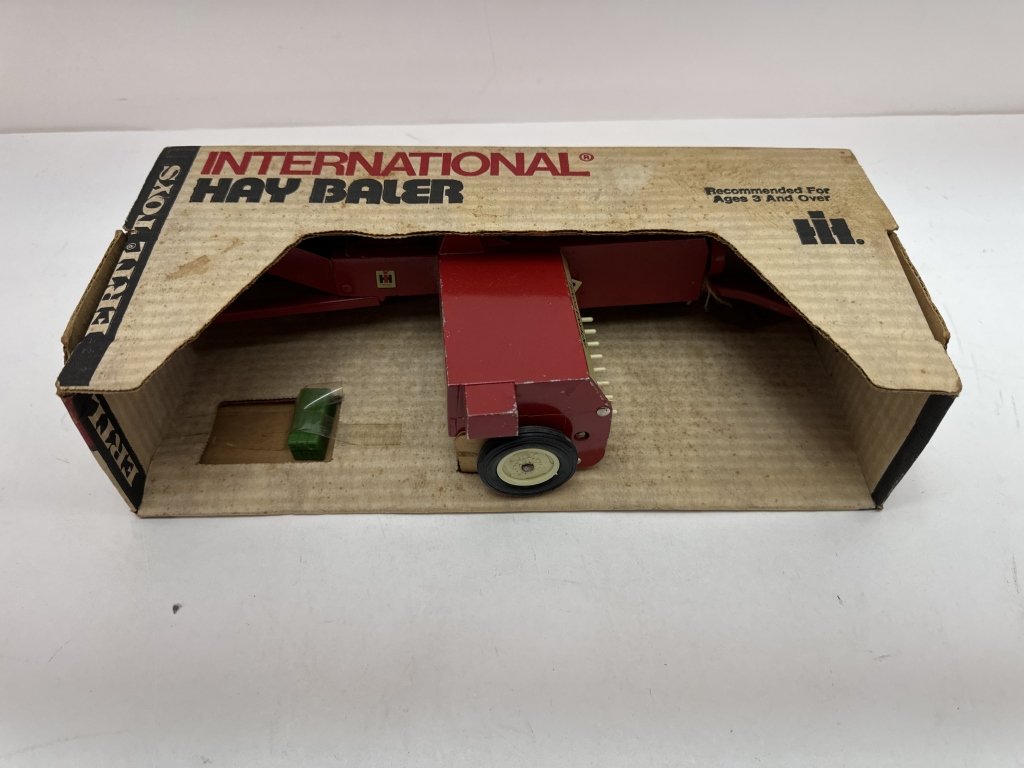 Property photo 40 - Meek Ertl, IH, and Vintage Toy Auction-TIMED ONLINE ONLY PERSONAL PROPERTY IN ALLEN COUNTY INDIANA