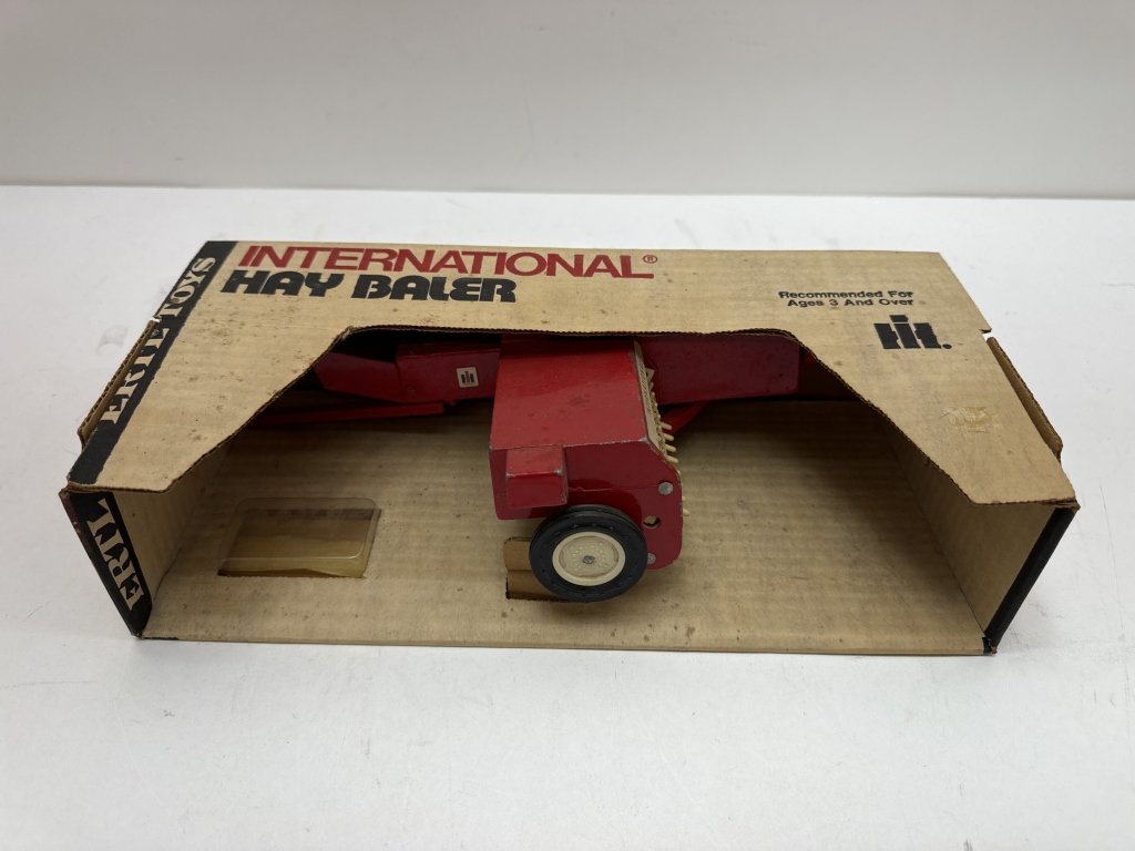 Property photo 38 - Meek Ertl, IH, and Vintage Toy Auction-TIMED ONLINE ONLY PERSONAL PROPERTY IN ALLEN COUNTY INDIANA